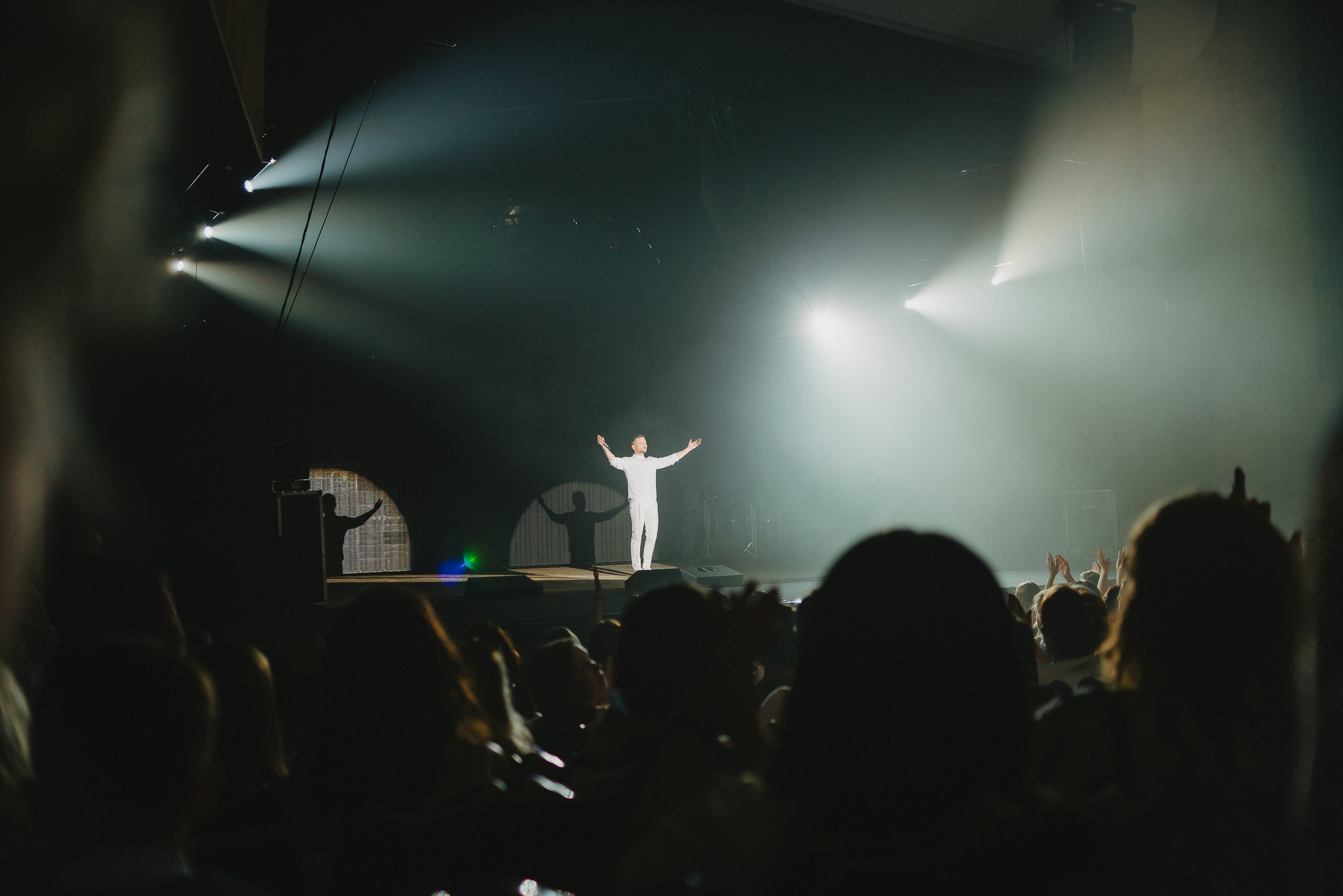 Лазарев. Фото и видео контент за одну съемку — Веретенников Егор