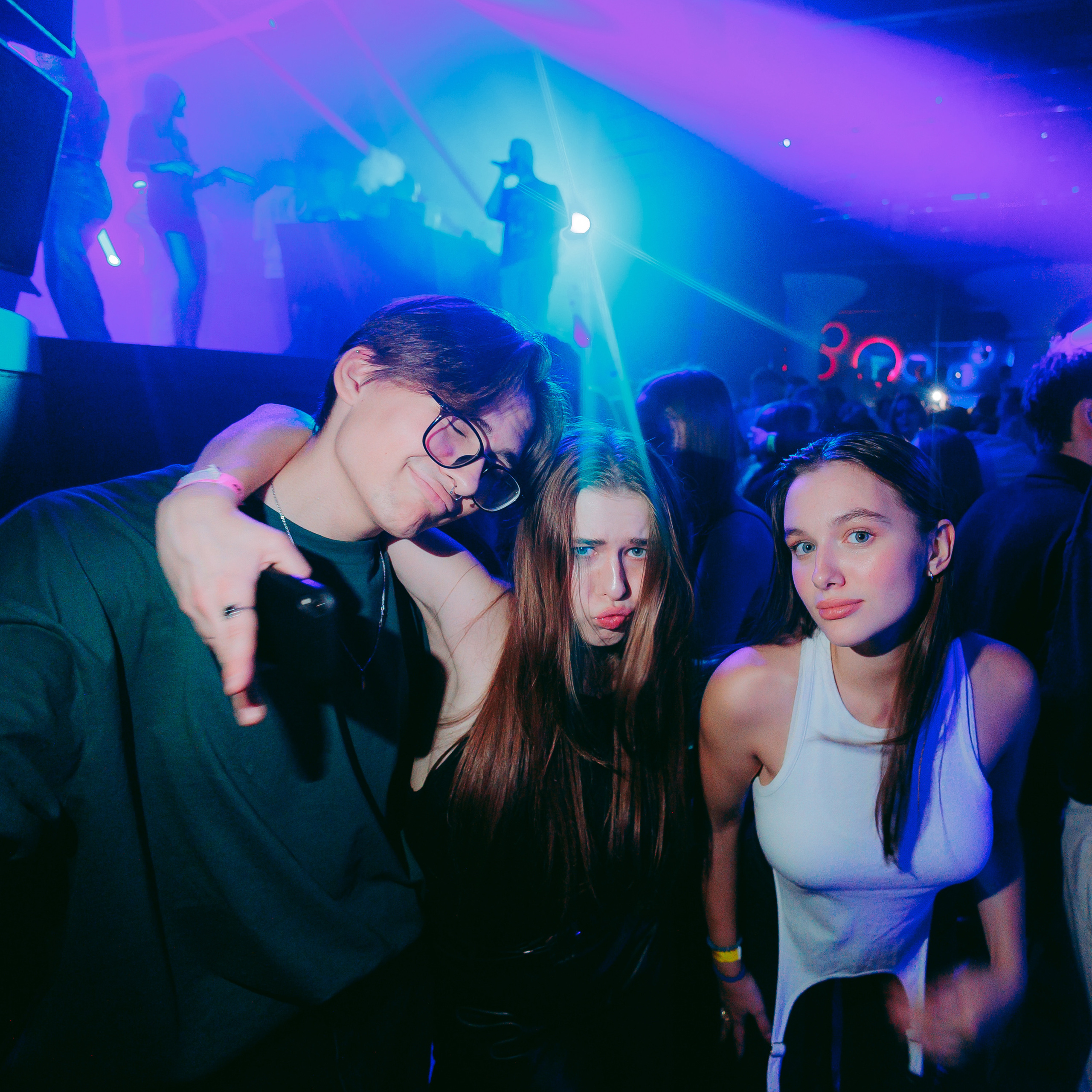 Repeat: 3 years. Фото и видео контент за одну съемку — Веретенников Егор