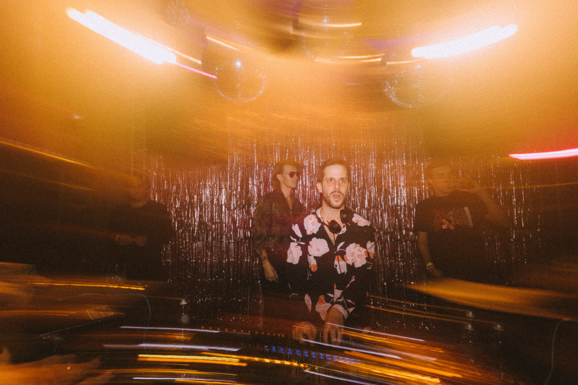 Vie Parisienne with Damien Vandesande (France). Фото и видео контент за одну съемку — Веретенников Егор