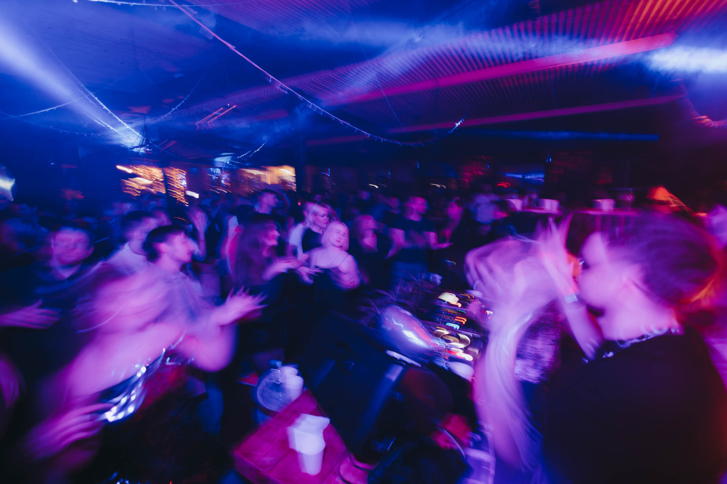 MANTRA: Acrobat. Фото и видео контент за одну съемку — Веретенников Егор