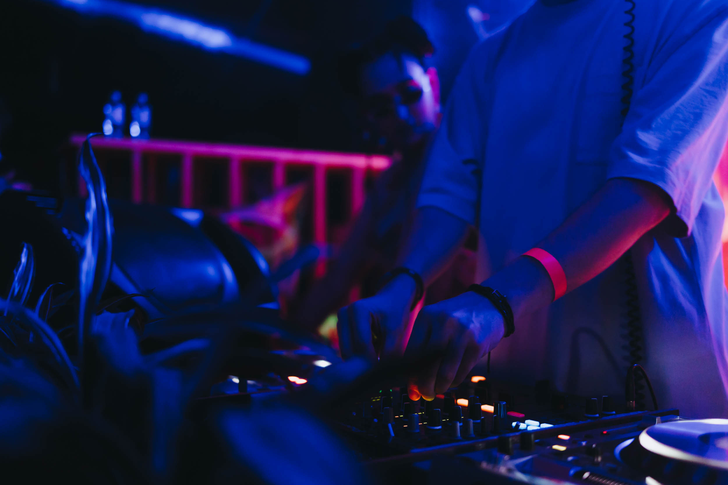 MANTRA: Acrobat. Фото и видео контент за одну съемку — Веретенников Егор