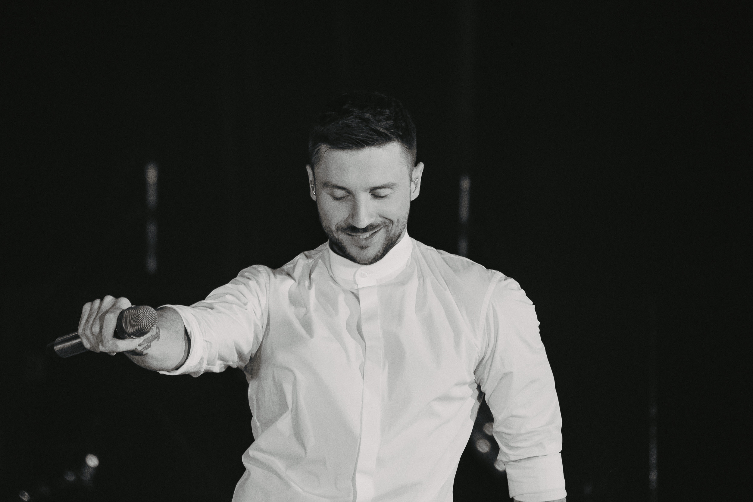 Лазарев. Фото и видео контент за одну съемку — Веретенников Егор