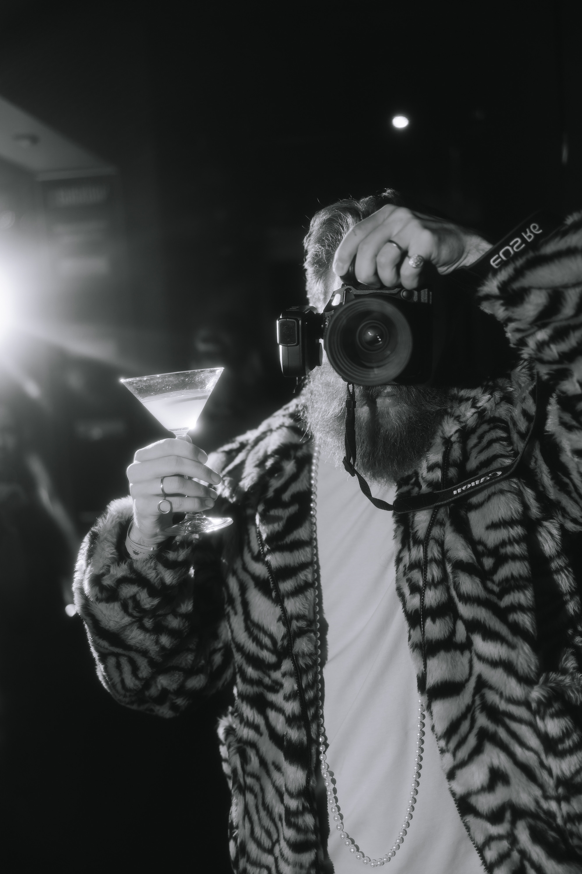 MANTRA: Betelgeize. Фото и видео контент за одну съемку — Веретенников Егор