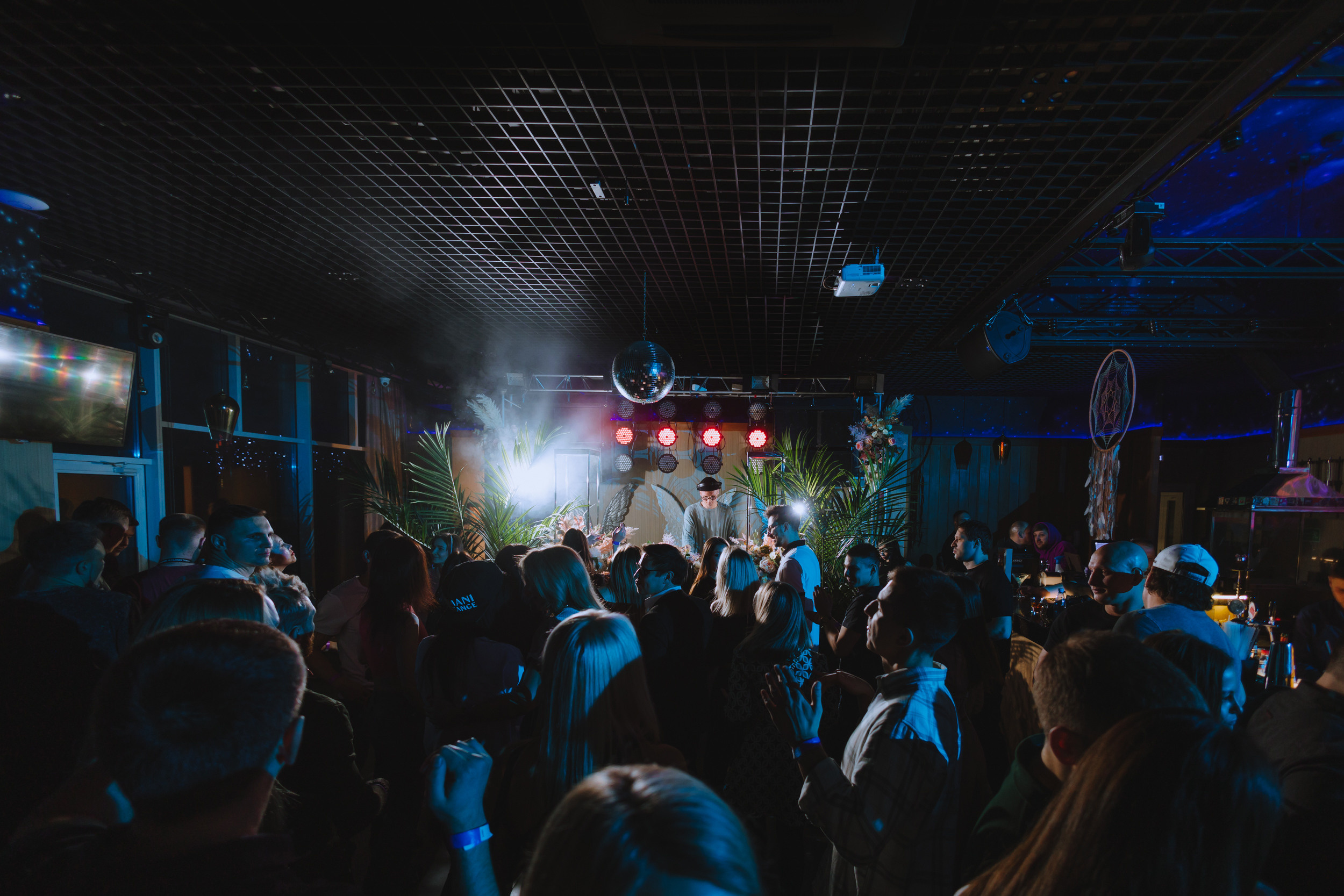 VESNA. Фото и видео контент за одну съемку — Веретенников Егор