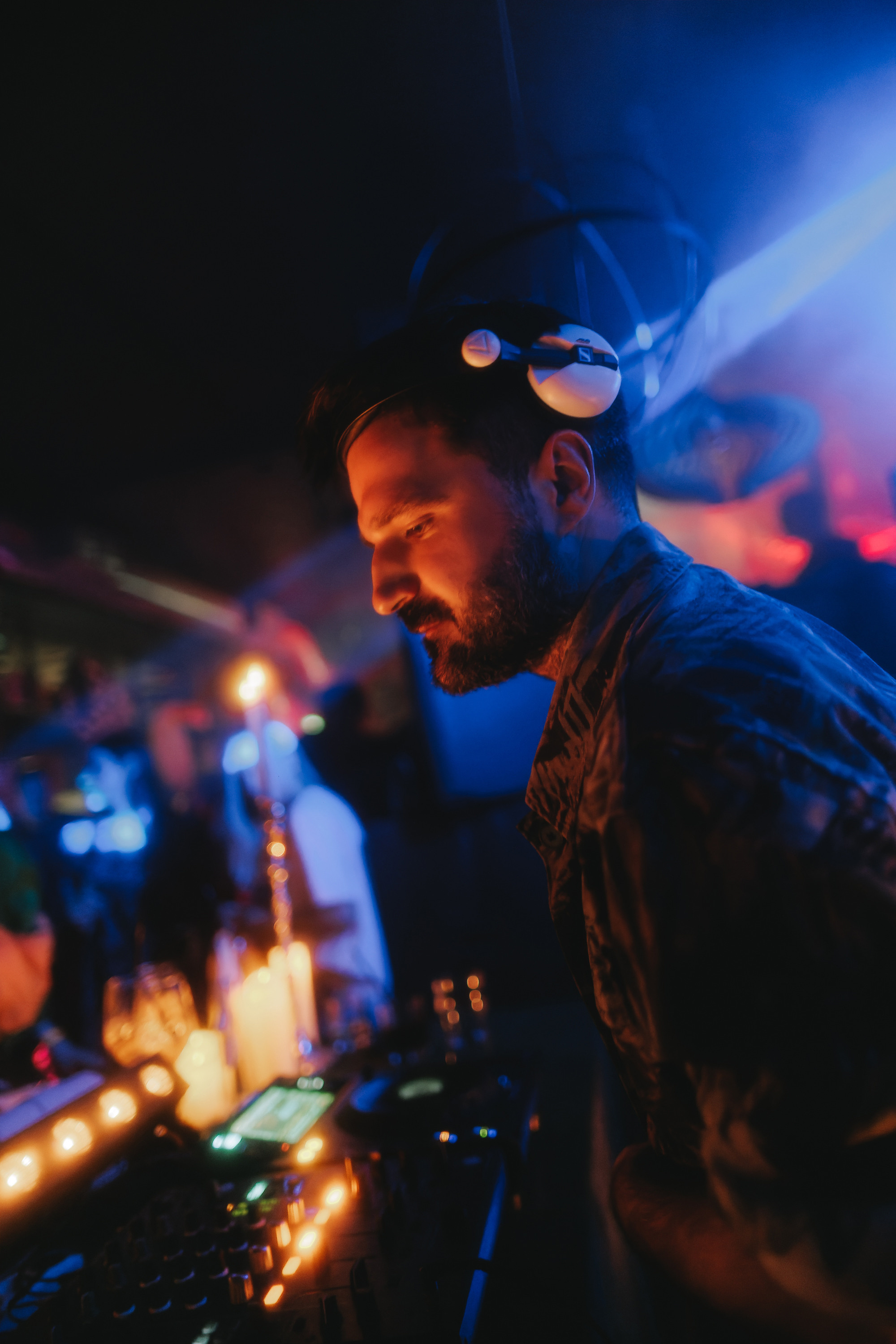 MANTRA: Betelgeize. Фото и видео контент за одну съемку — Веретенников Егор