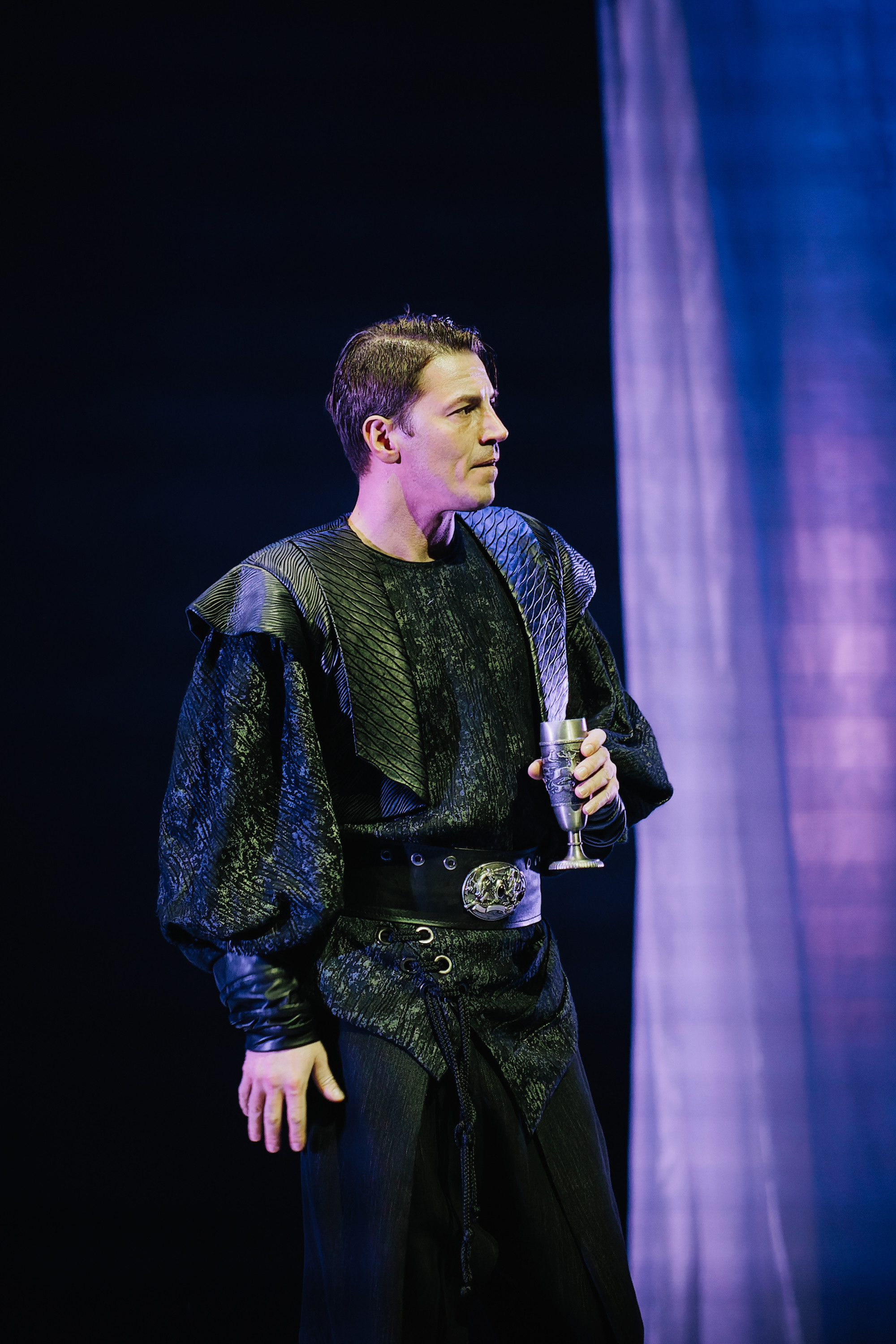 «Лев зимой». Фото и видео контент за одну съемку — Веретенников Егор