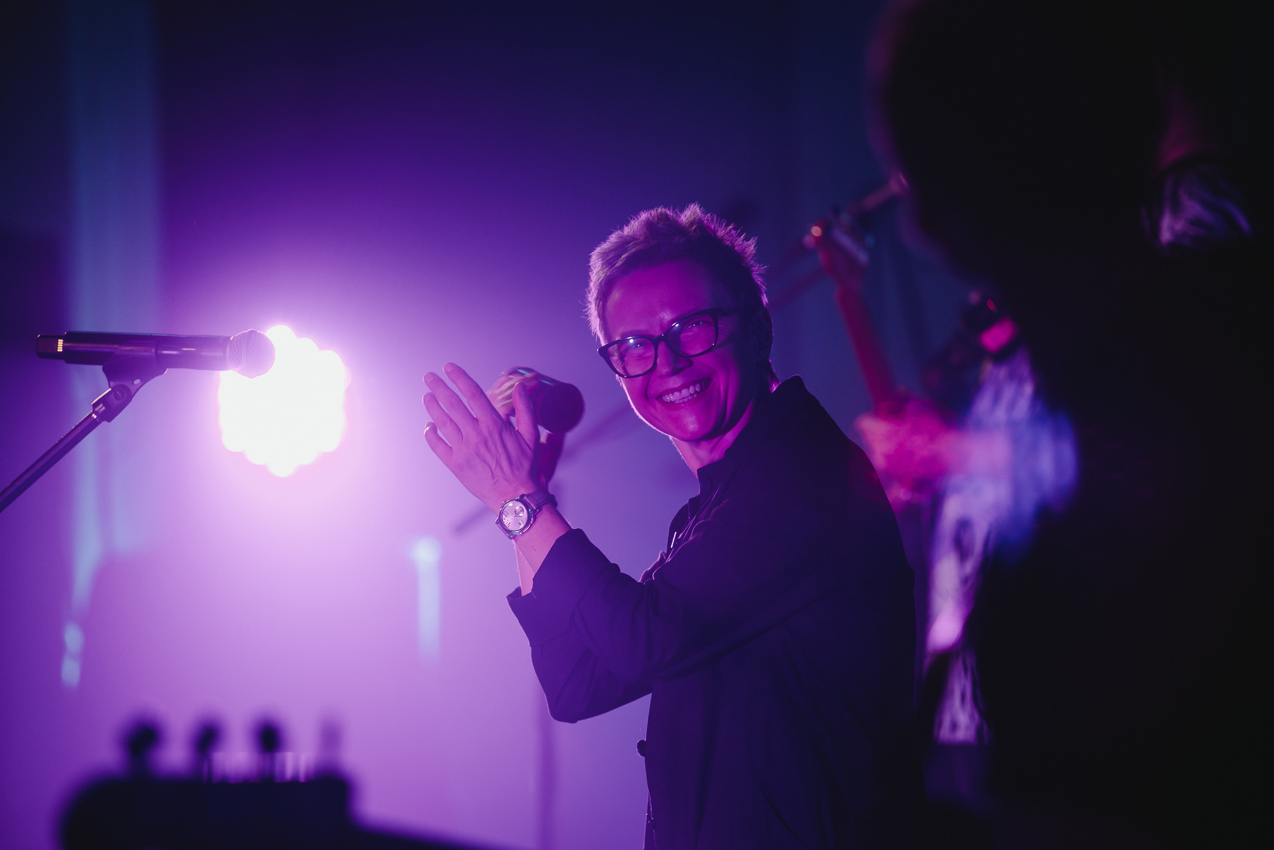 Сурганова и оркестр. Фото и видео контент за одну съемку — Веретенников Егор