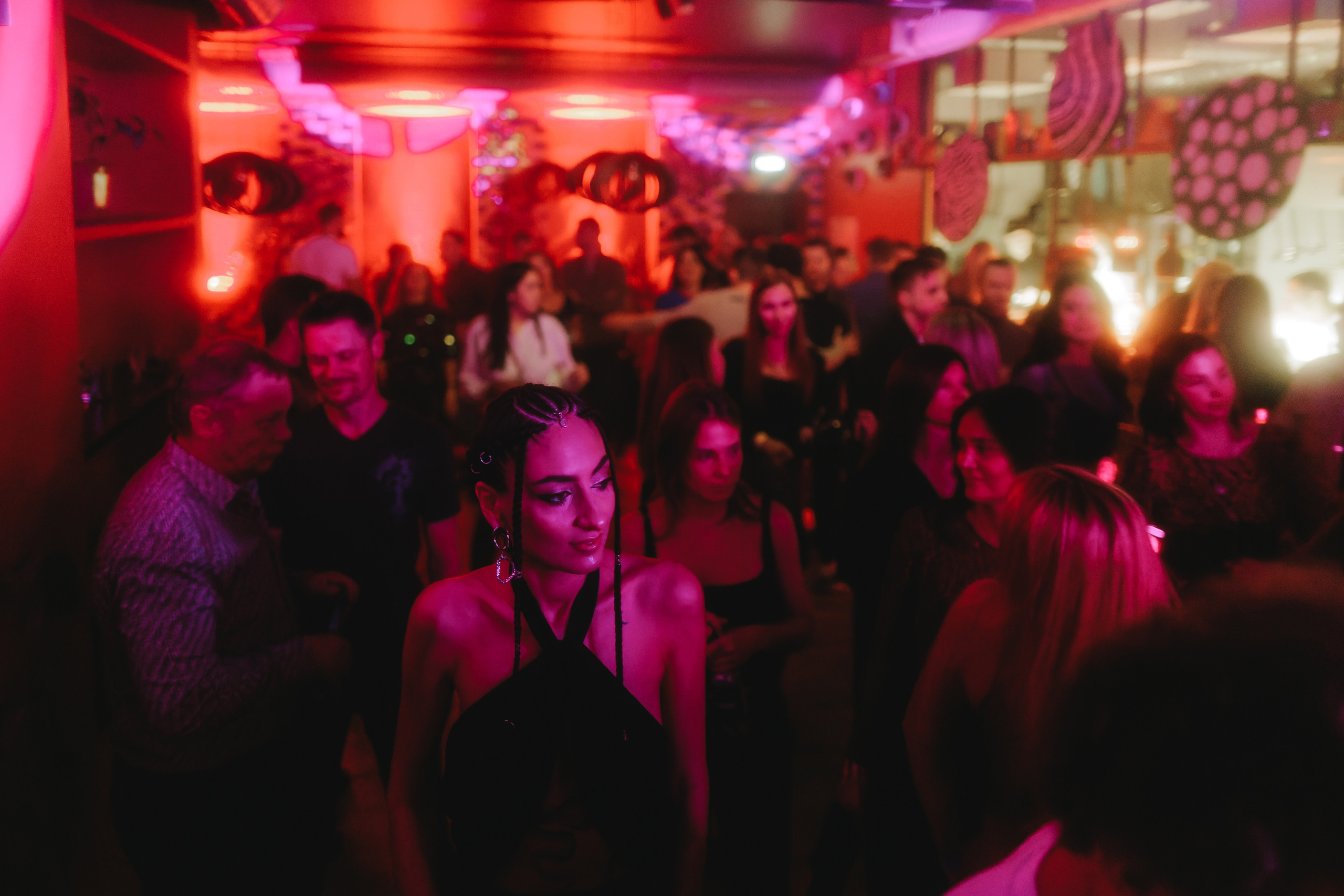 MANTRA: Betelgeize. Фото и видео контент за одну съемку — Веретенников Егор