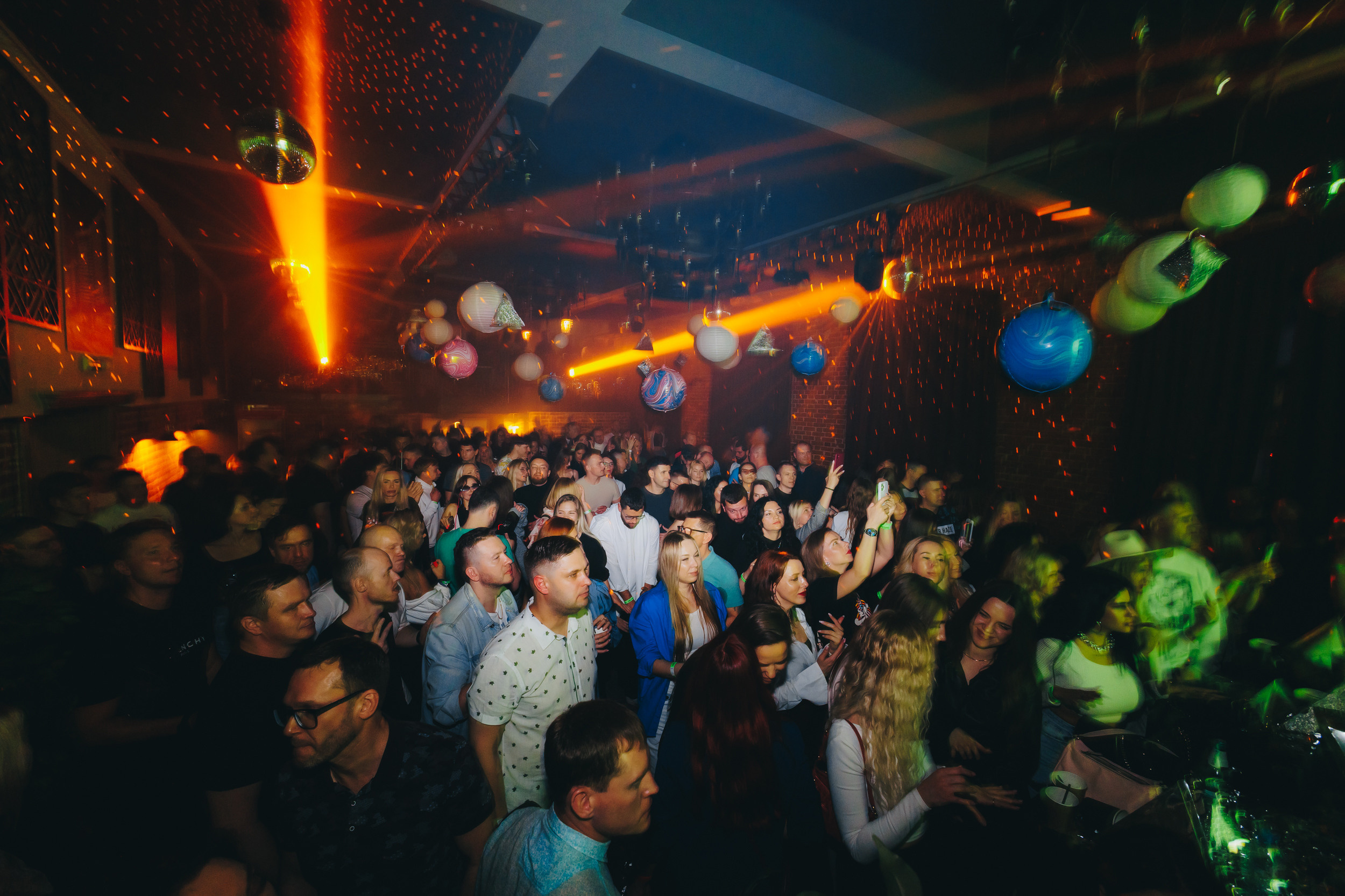 List. Фото и видео контент за одну съемку — Веретенников Егор