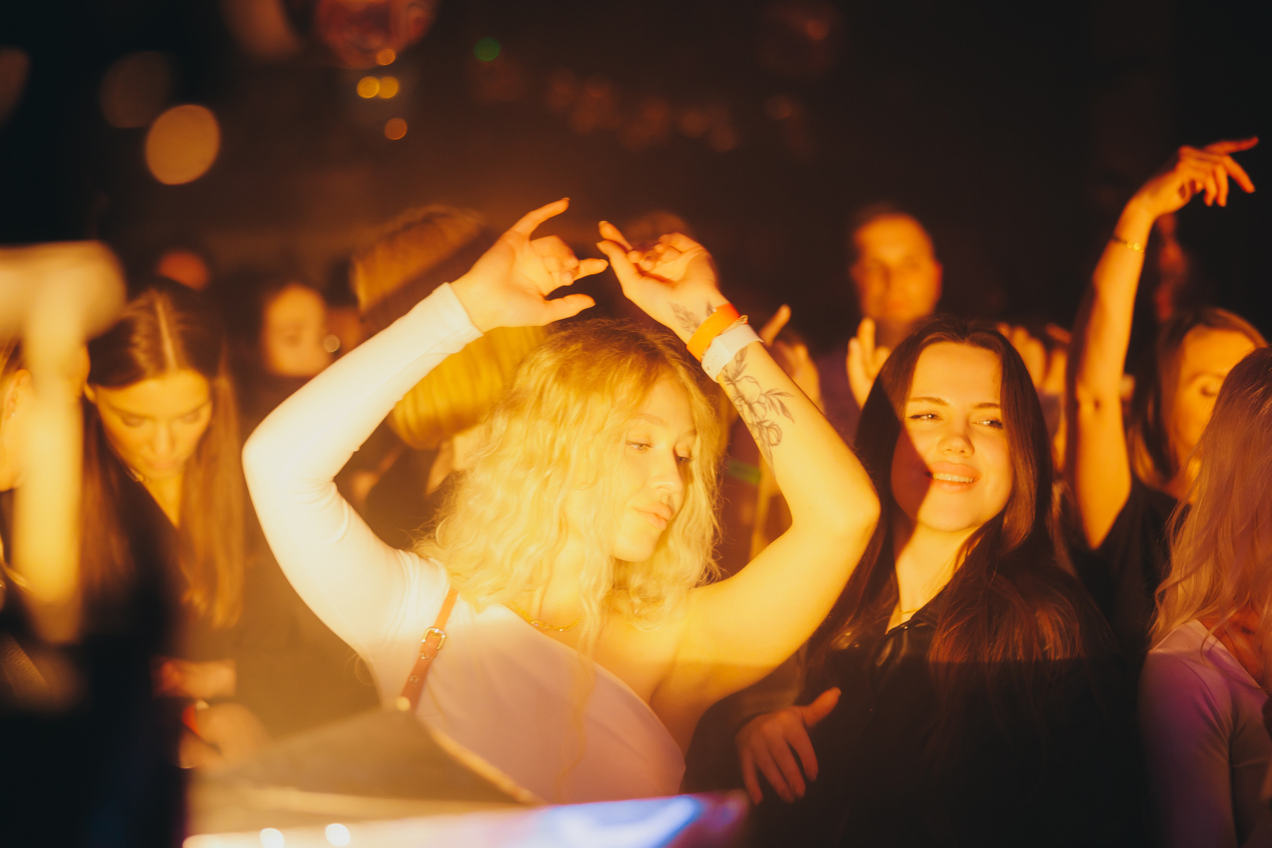 List. Фото и видео контент за одну съемку — Веретенников Егор