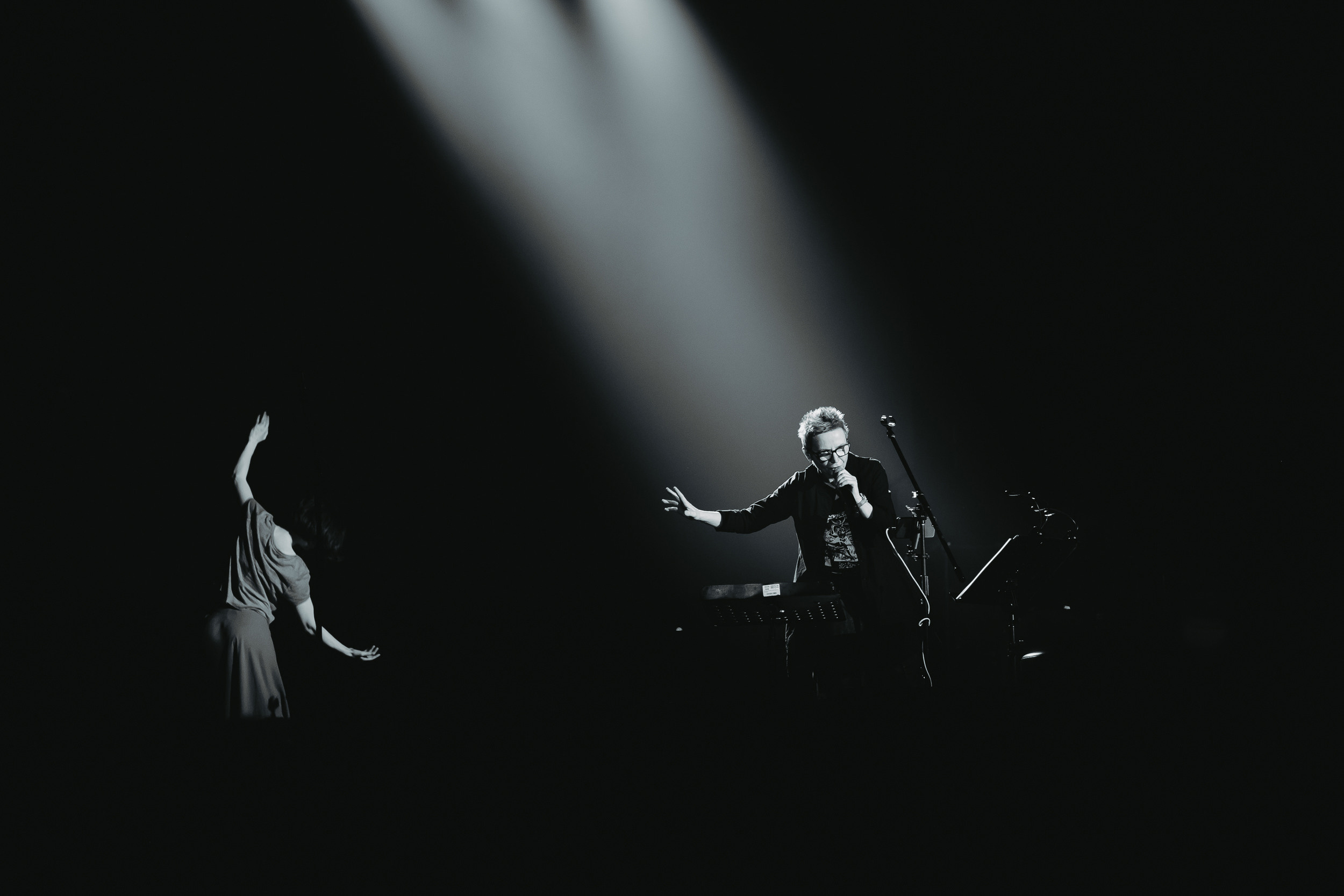 Сурганова и оркестр. Фото и видео контент за одну съемку — Веретенников Егор