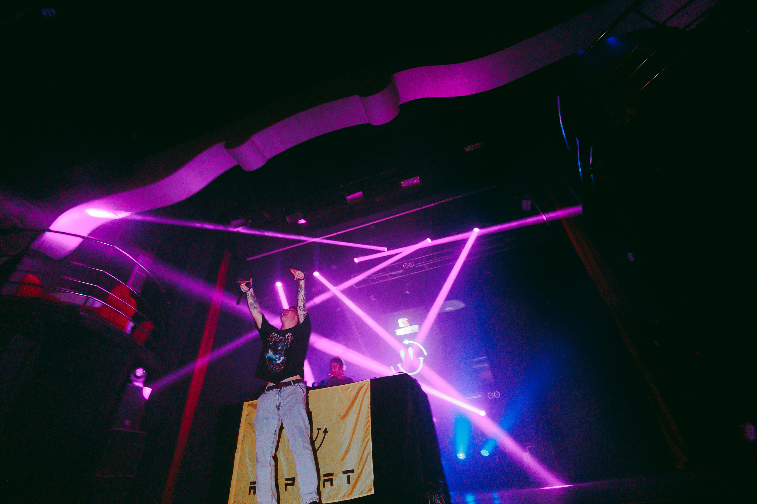 Repeat: 3 years. Фото и видео контент за одну съемку — Веретенников Егор