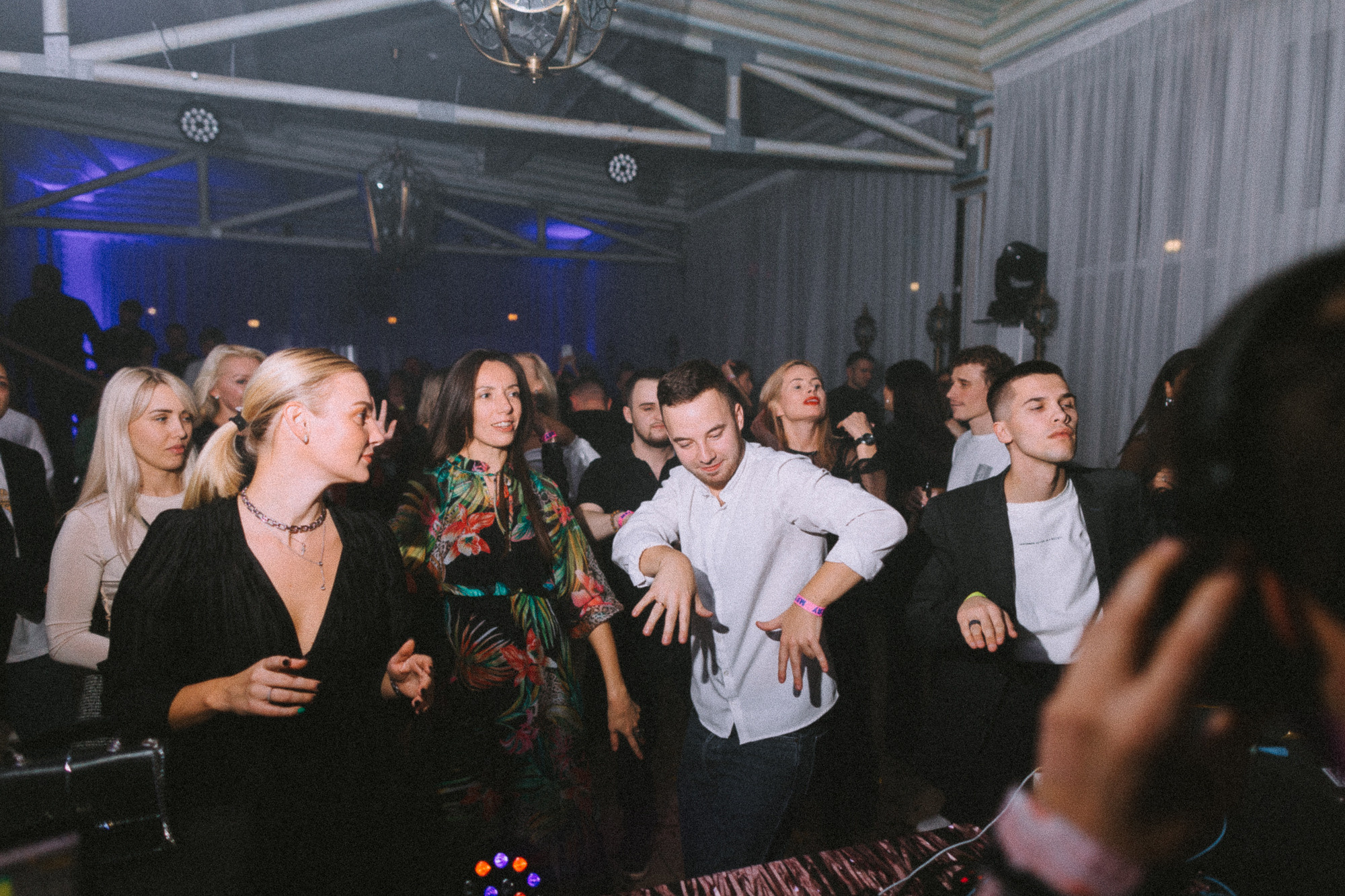 Vie Parisienne with Damien Vandesande (France). Фото и видео контент за одну съемку — Веретенников Егор