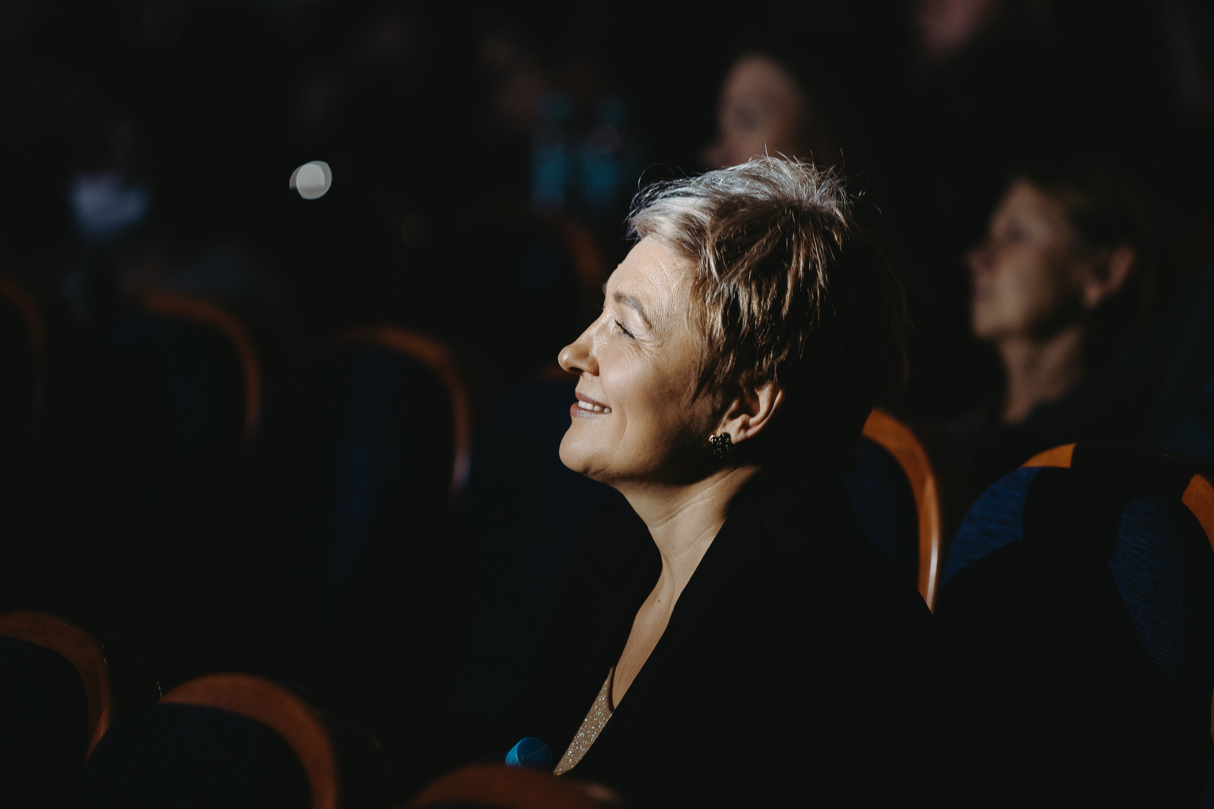 Сурганова и оркестр. Фото и видео контент за одну съемку — Веретенников Егор