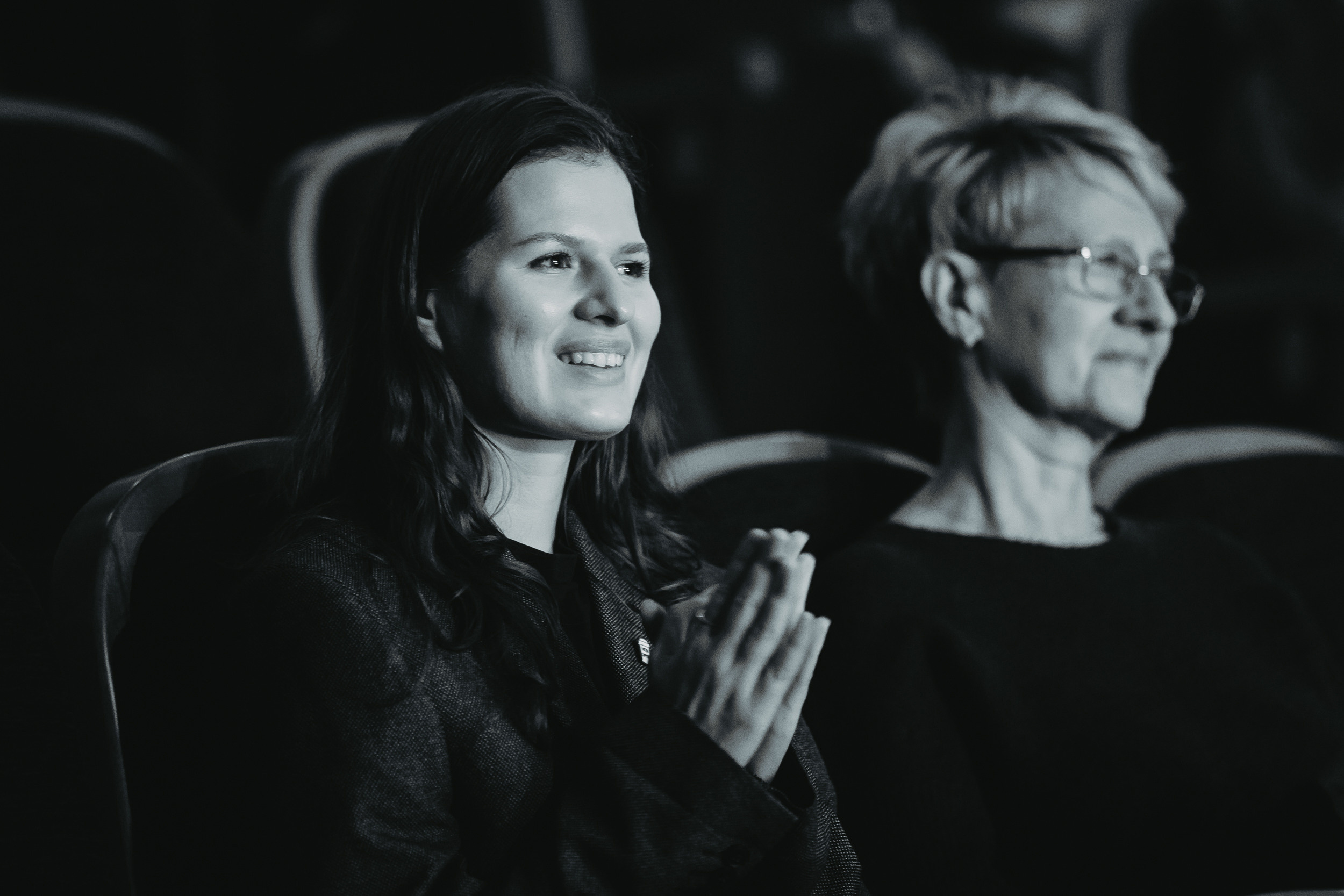 Сурганова и оркестр. Фото и видео контент за одну съемку — Веретенников Егор