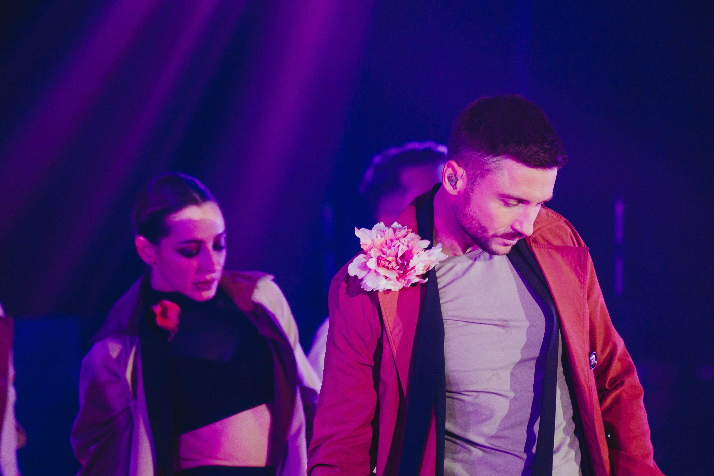 Лазарев. Фото и видео контент за одну съемку — Веретенников Егор