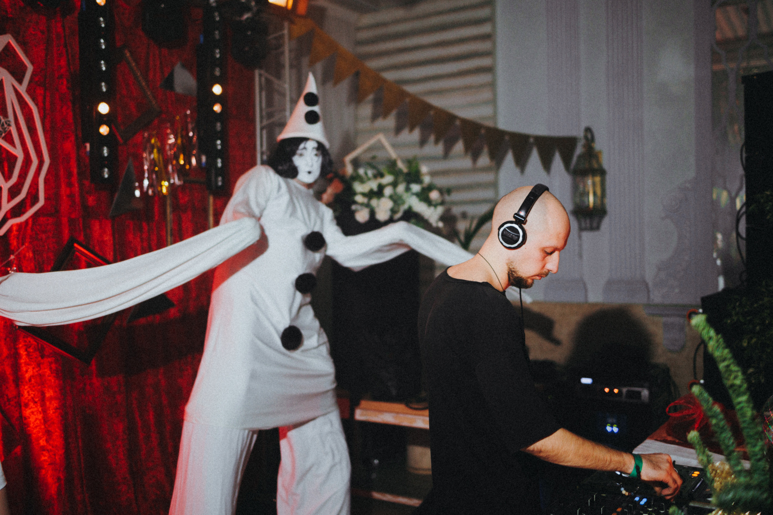 New Year Circus. Фото и видео контент за одну съемку — Веретенников Егор