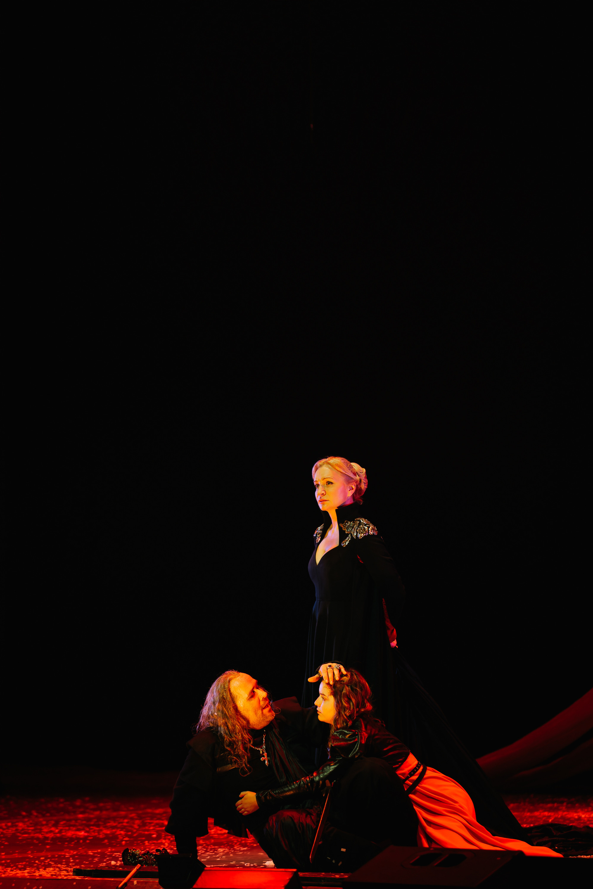 «Лев зимой». Фото и видео контент за одну съемку — Веретенников Егор