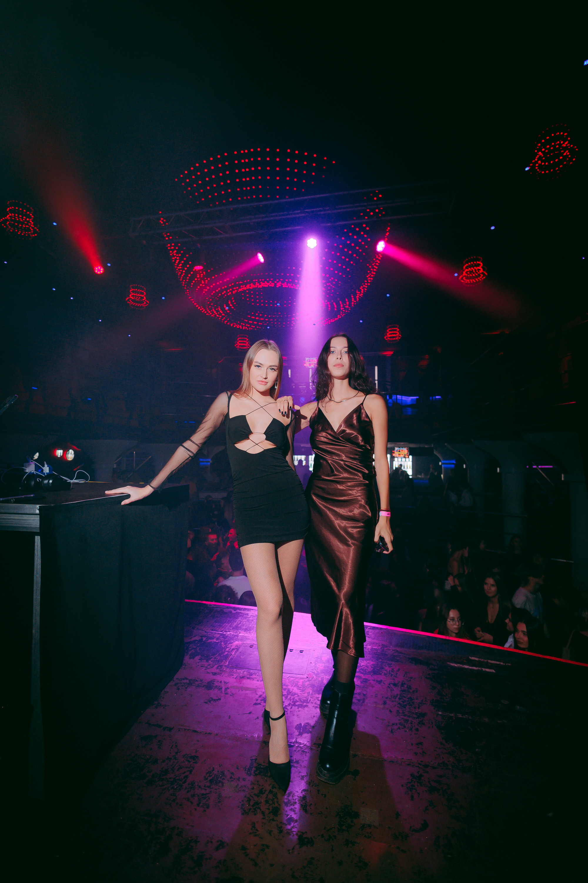 Repeat: 3 years. Фото и видео контент за одну съемку — Веретенников Егор