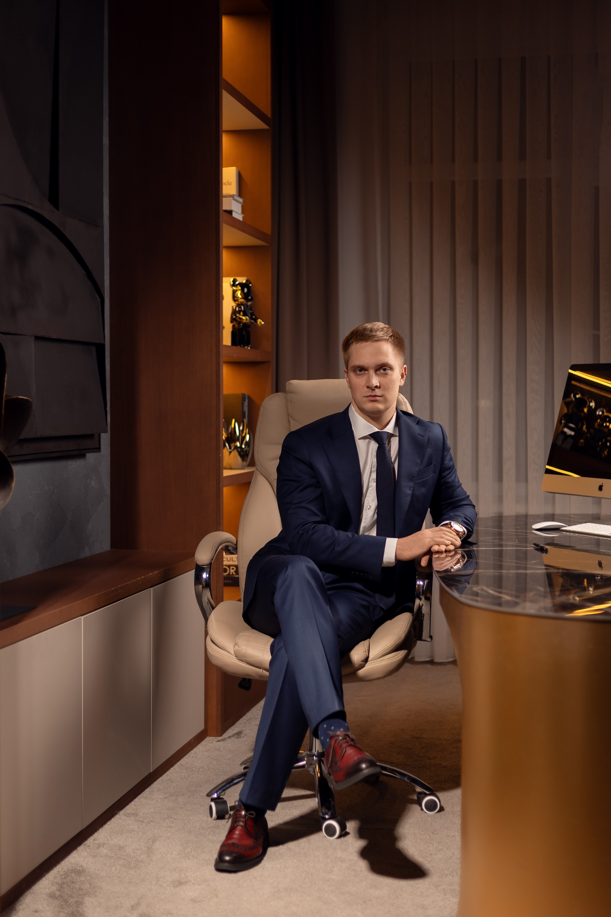 Фотосессия юриста: 4 образа за 2 часа в студии. Кейс. Контент фотограф Казань Татьяна Горина