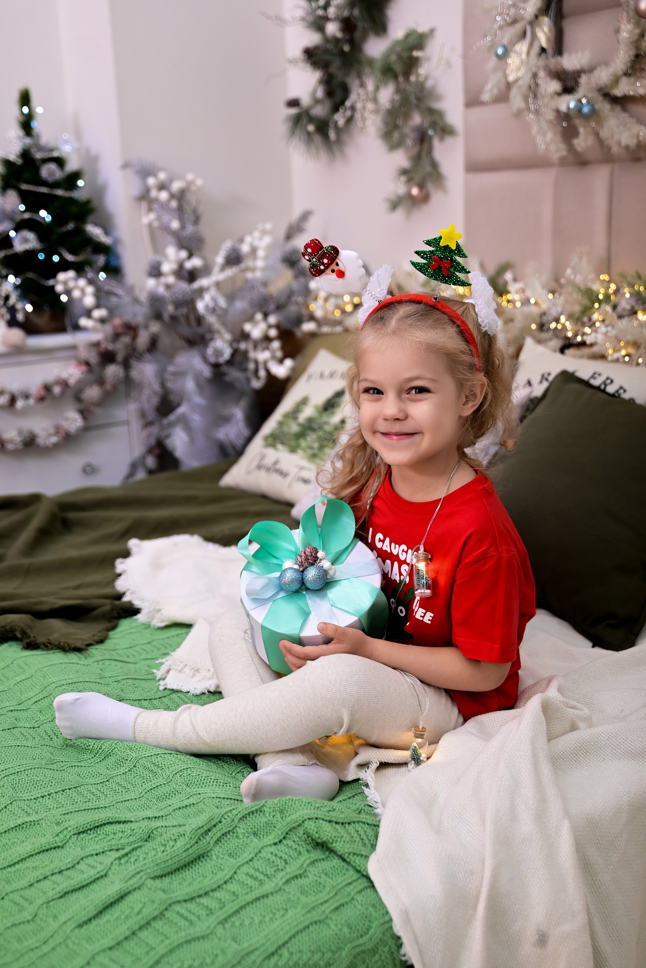 Новогодняя фотосессия. Фотостудия Зефир. Фотосессии в студии под ключ. Москва. Семейные и детские фотосессии