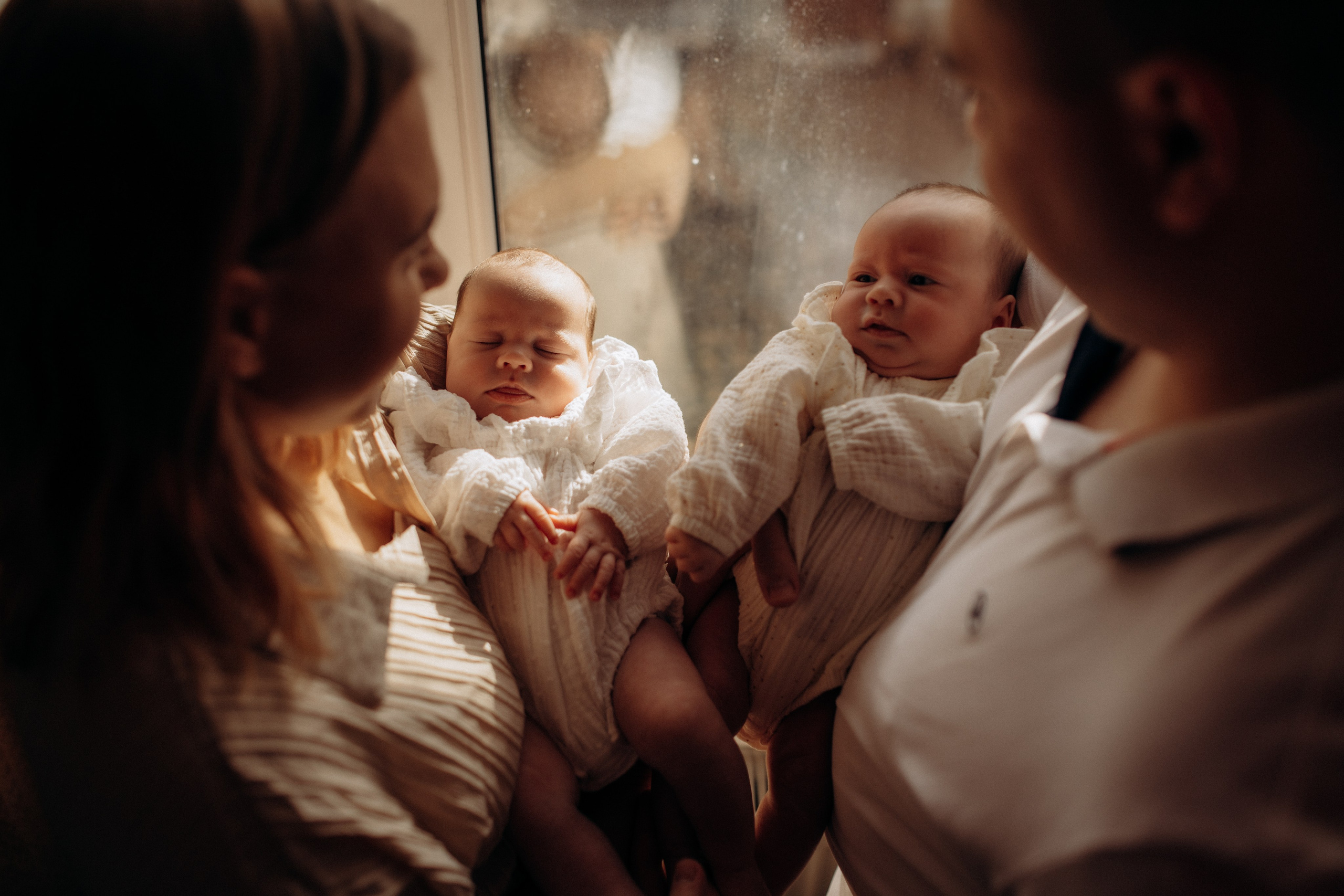 Крошки Соня и Василиса. Семейный фотограф в Москве и Люберцах Юлия Гуськова