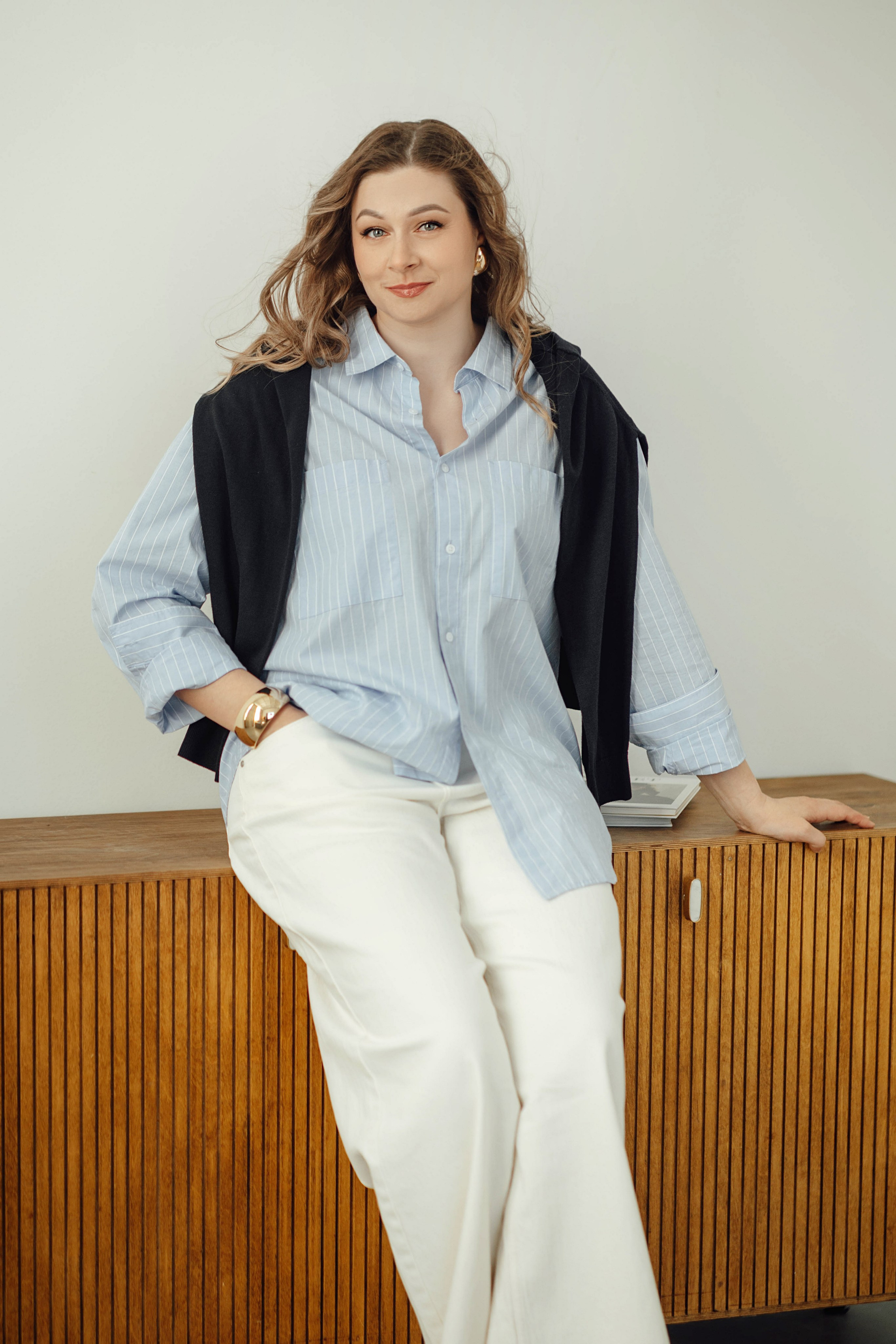 Леся, Lighstudio