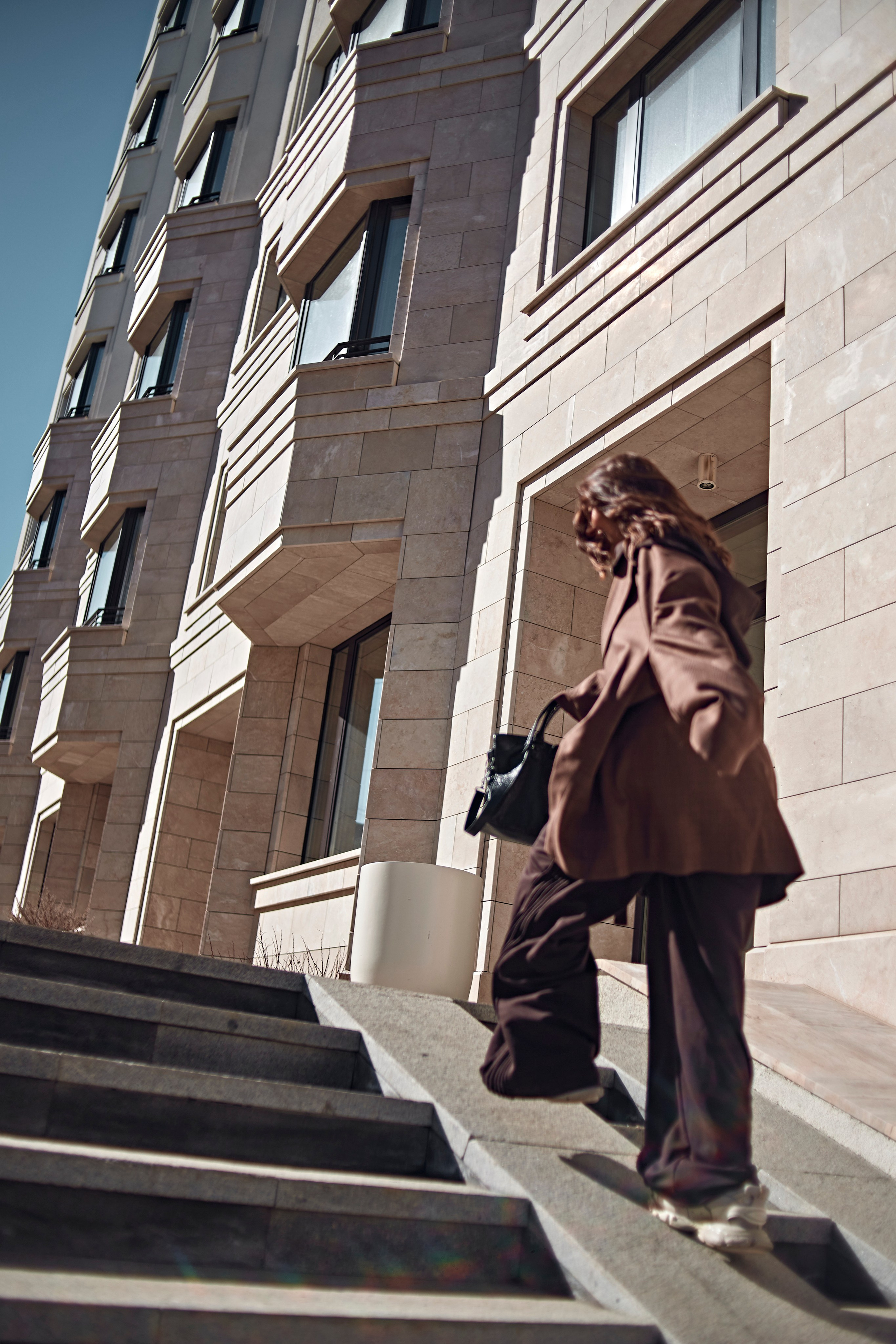 Настя. Прогулка в городе. Главная