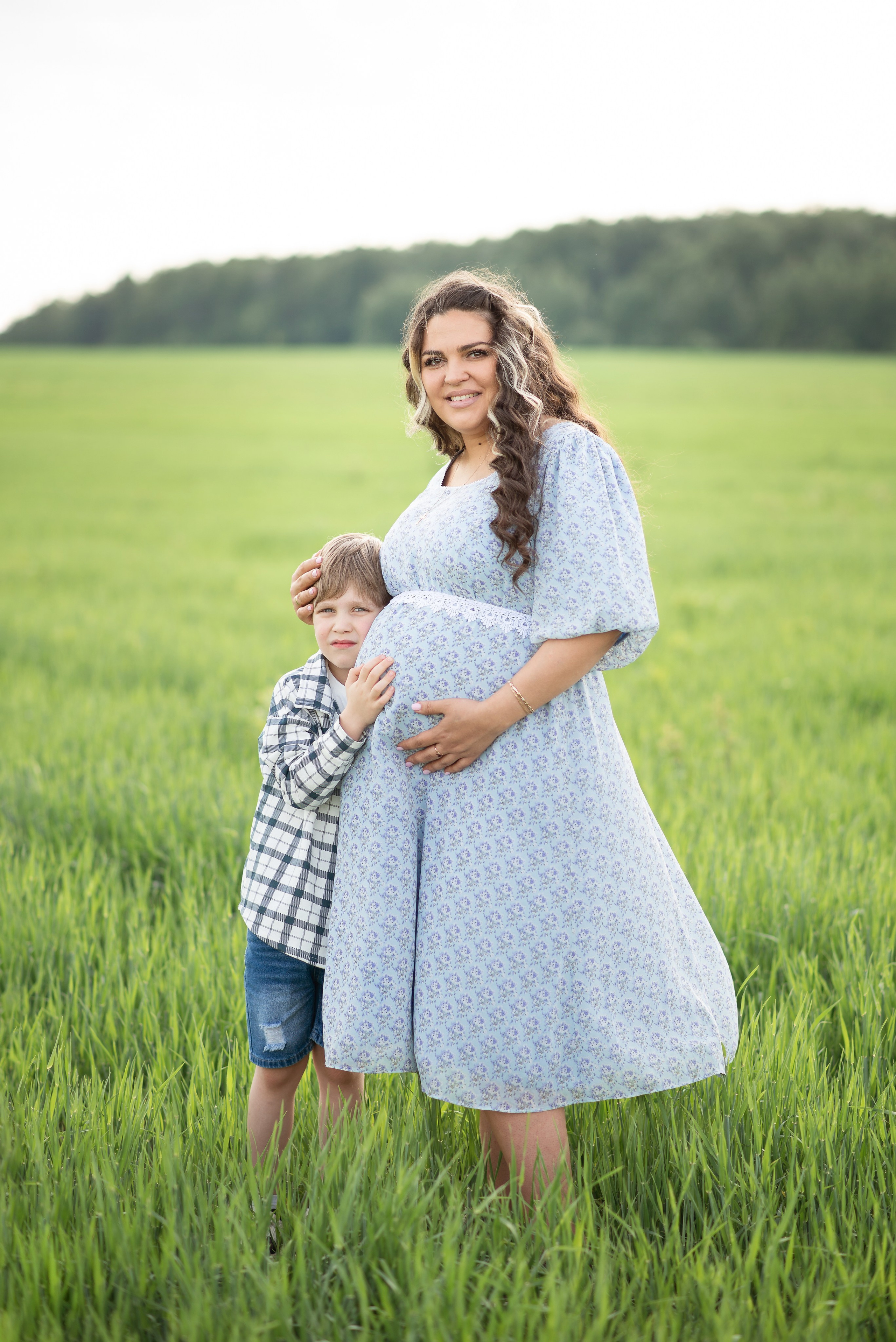 Съемка в поле. Фотограф новорожденных Екатеринбург, Первоуральск