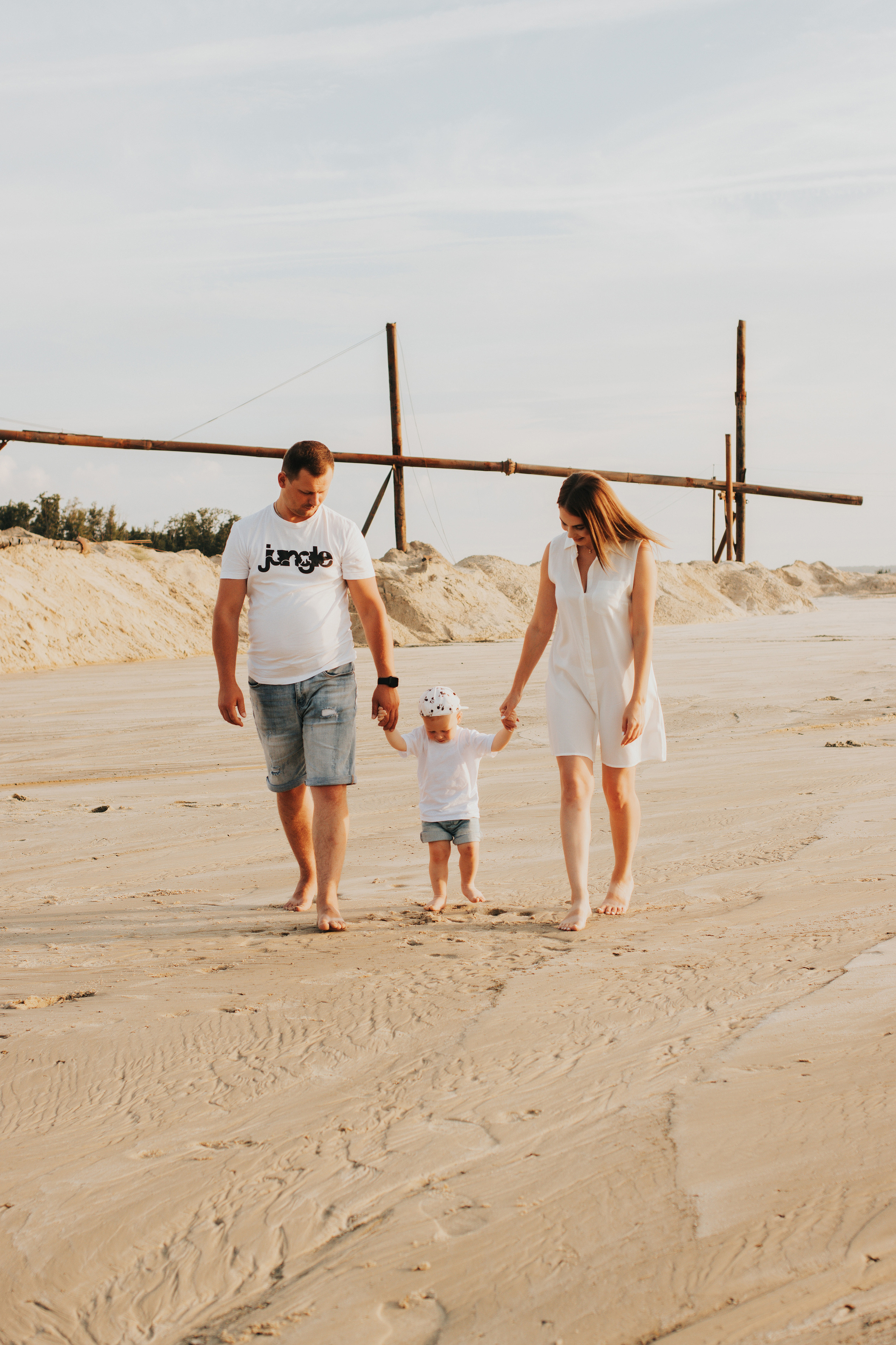 Голыми лапками по песку. Фотограф Пенза/Сердобск