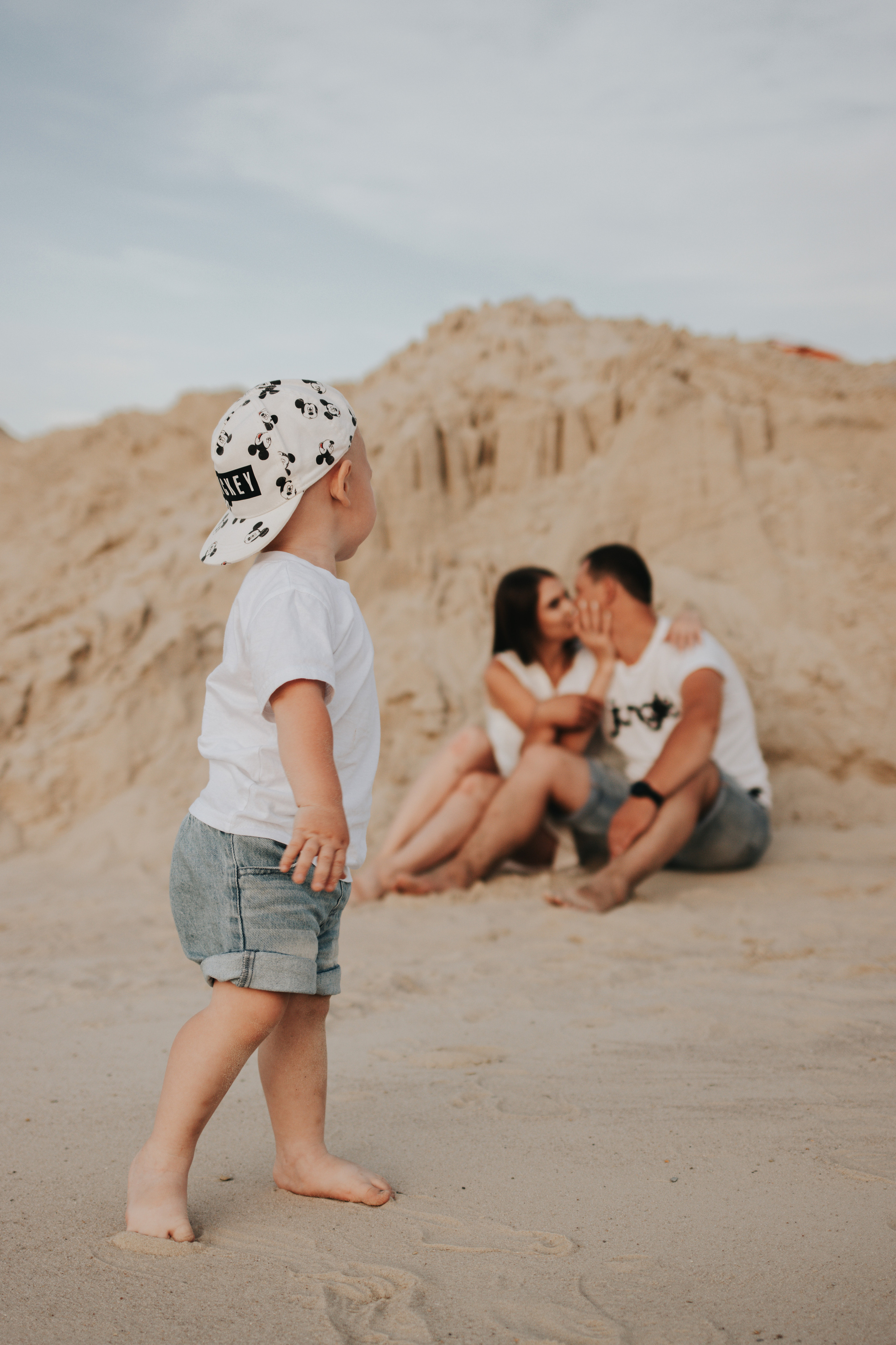 Голыми лапками по песку. Фотограф Пенза/Сердобск
