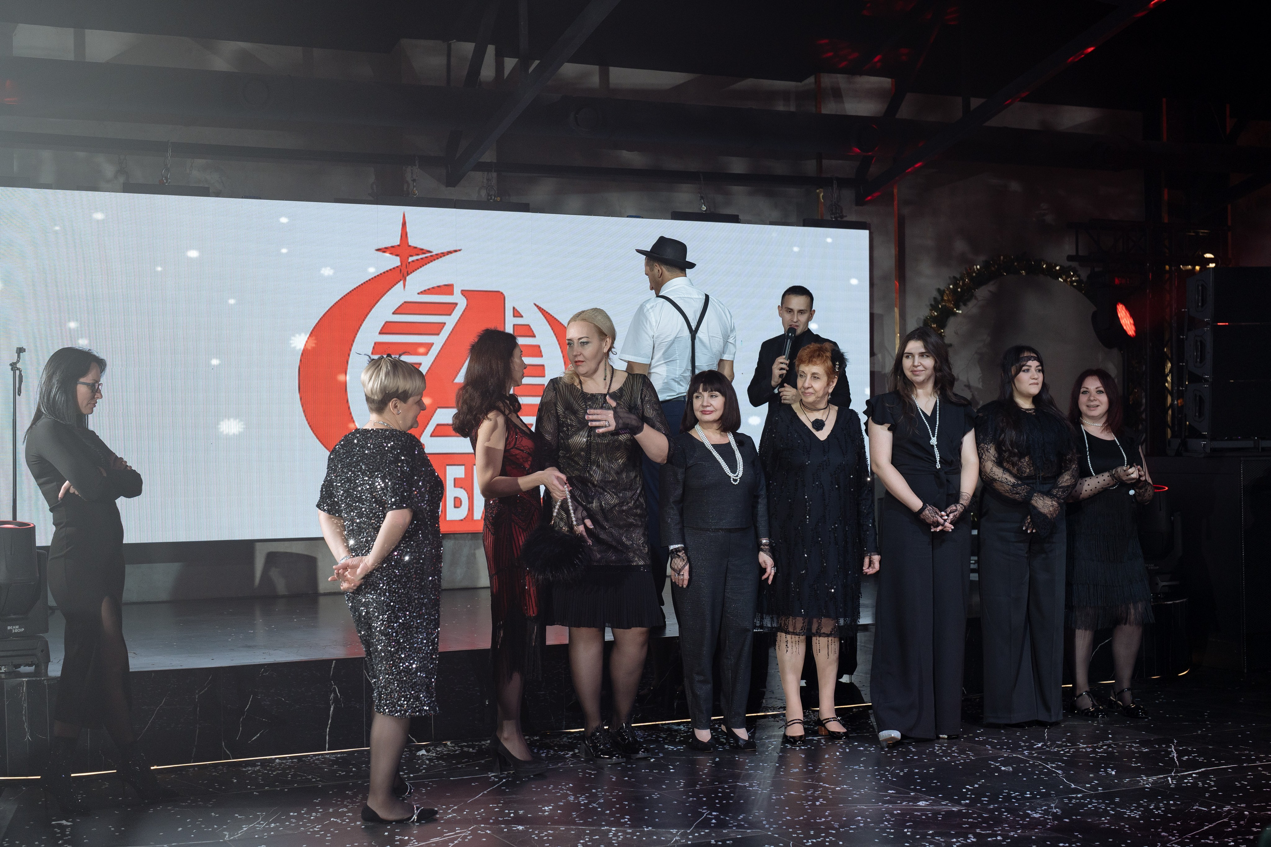 Альбион Тур