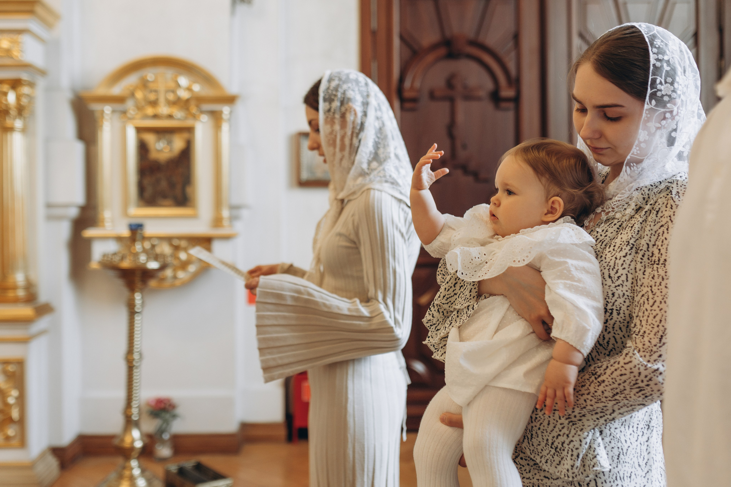 Ваш фотограф на Таинство Крещения и Венчания Морева Яна Краснодар. Семейный фотограф в Краснодаре Яна Морева
