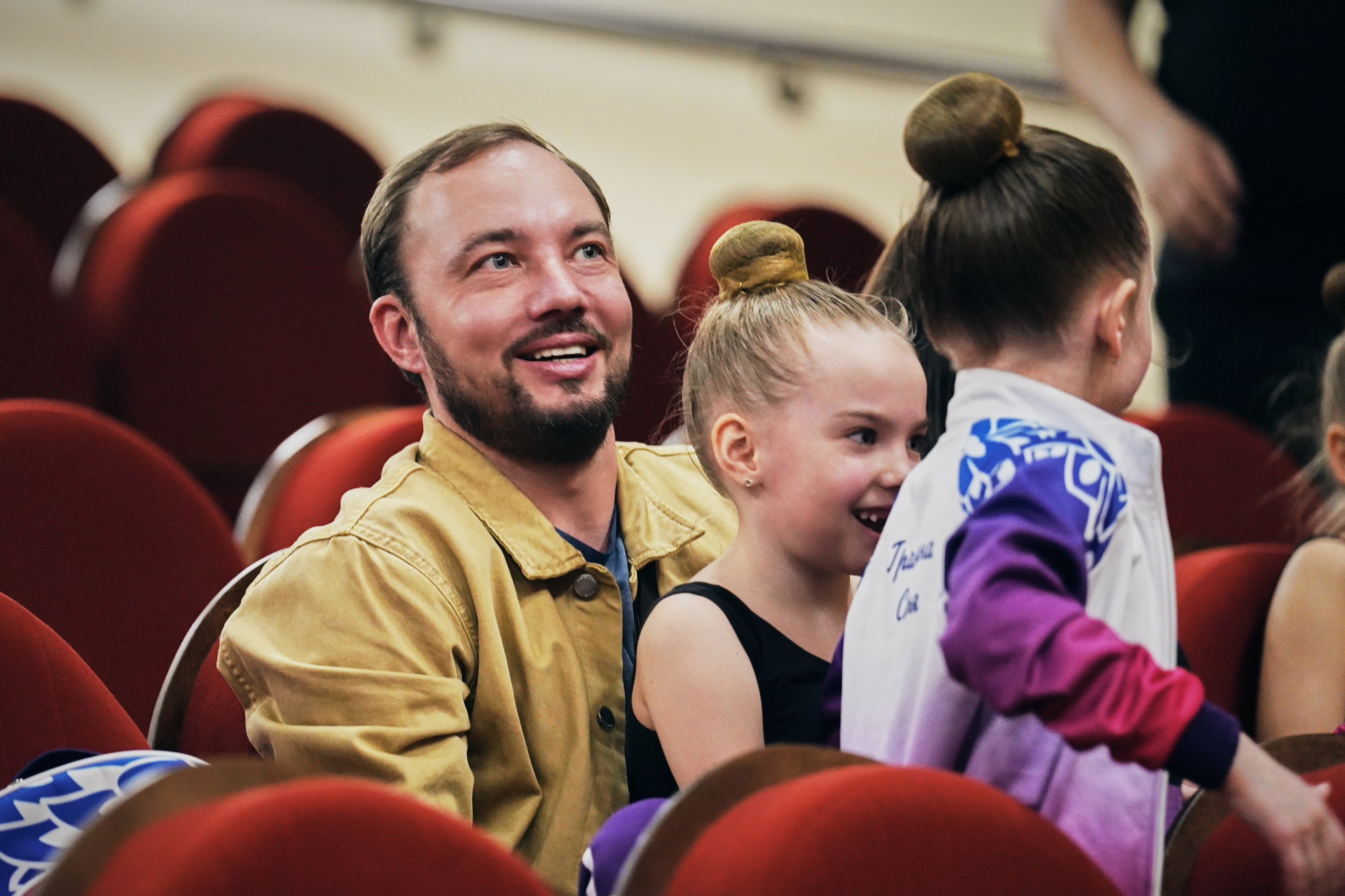 Репортажная съемка танцевального концерта. Портретный и репортажный фотограф Вадим Эпов
