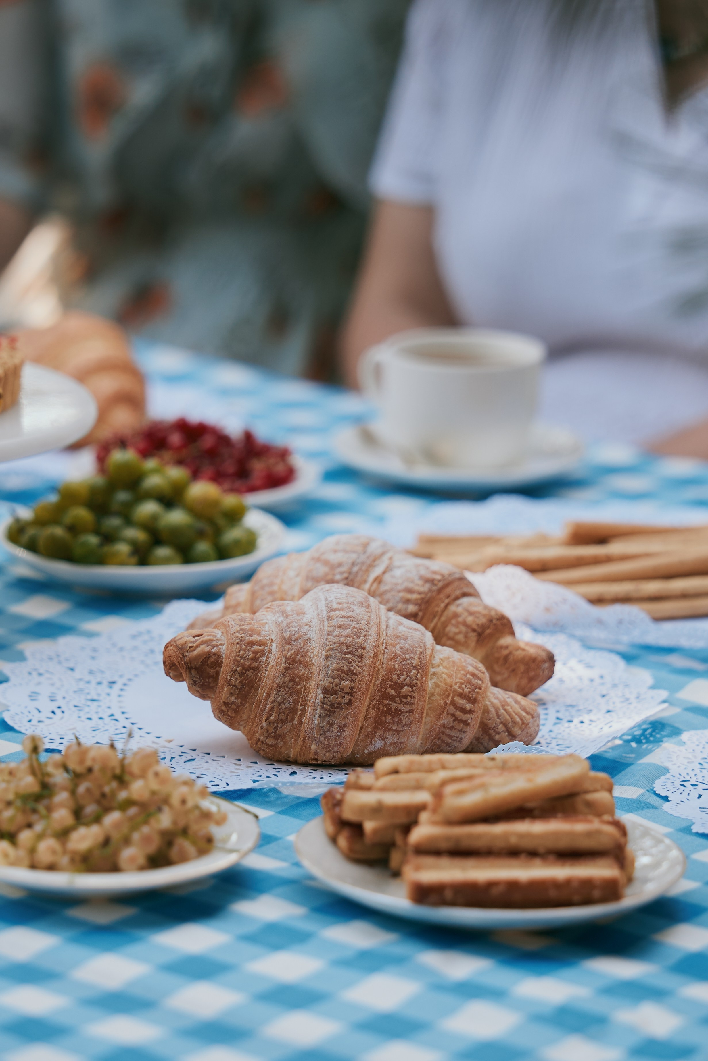 Завтрак в шляпках. Фотограф и видеограф в Кургане Леонид Корнильев