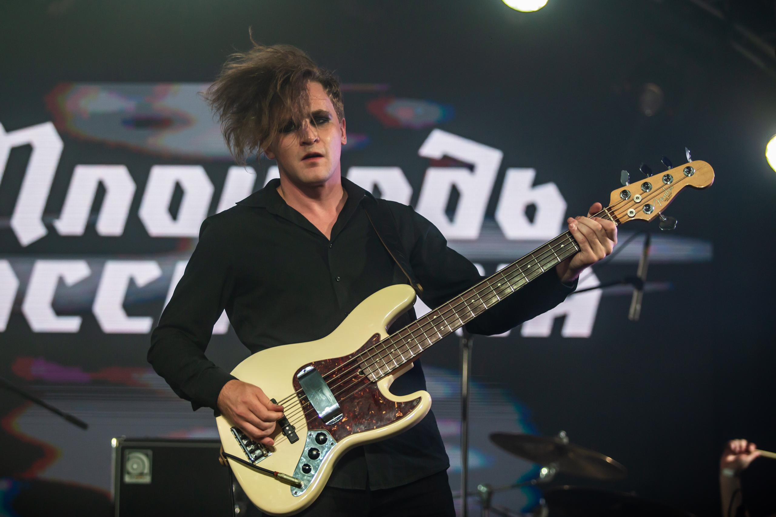 ПЛОЩАДЬ ВОССТАНИЯ (ЖИВОЙ). Фотограф Сонкина Татьяна