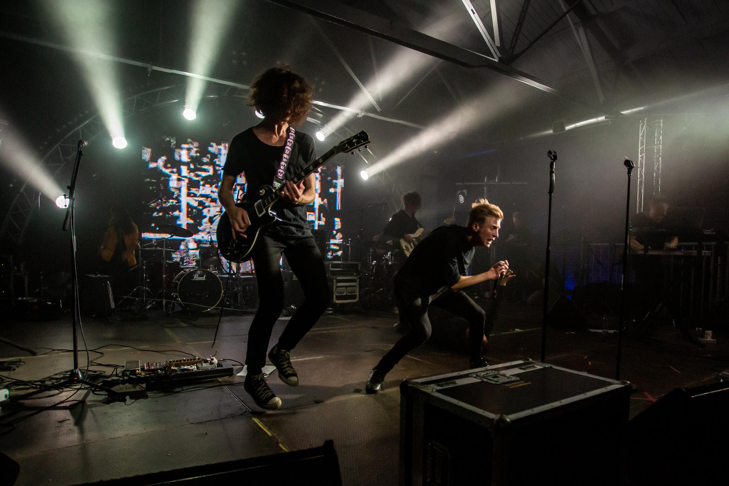 ПЛОЩАДЬ ВОССТАНИЯ (ЖИВОЙ). Фотограф Сонкина Татьяна