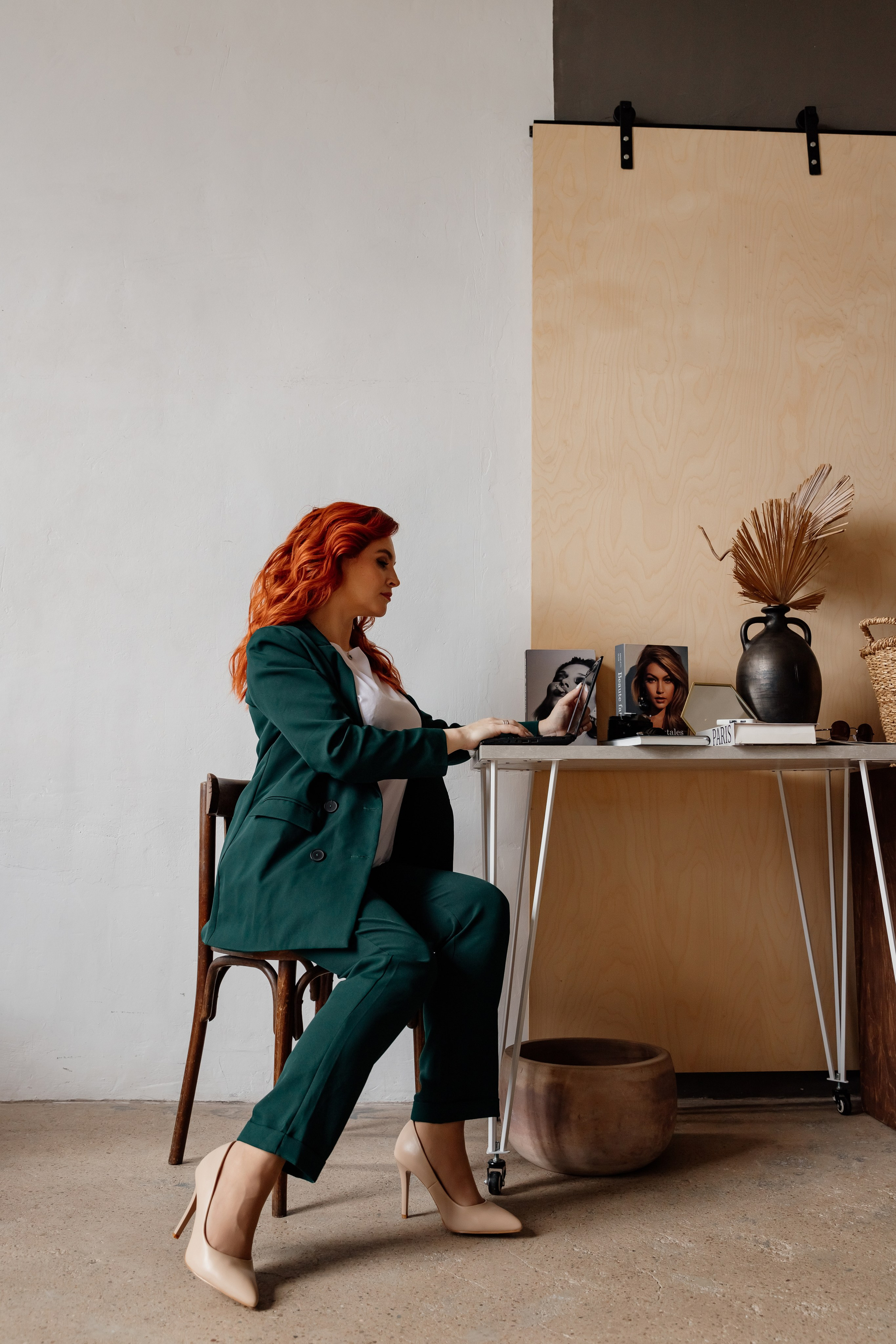 Content. Коммерческий фотограф, ретушёр Анастасия Пачина