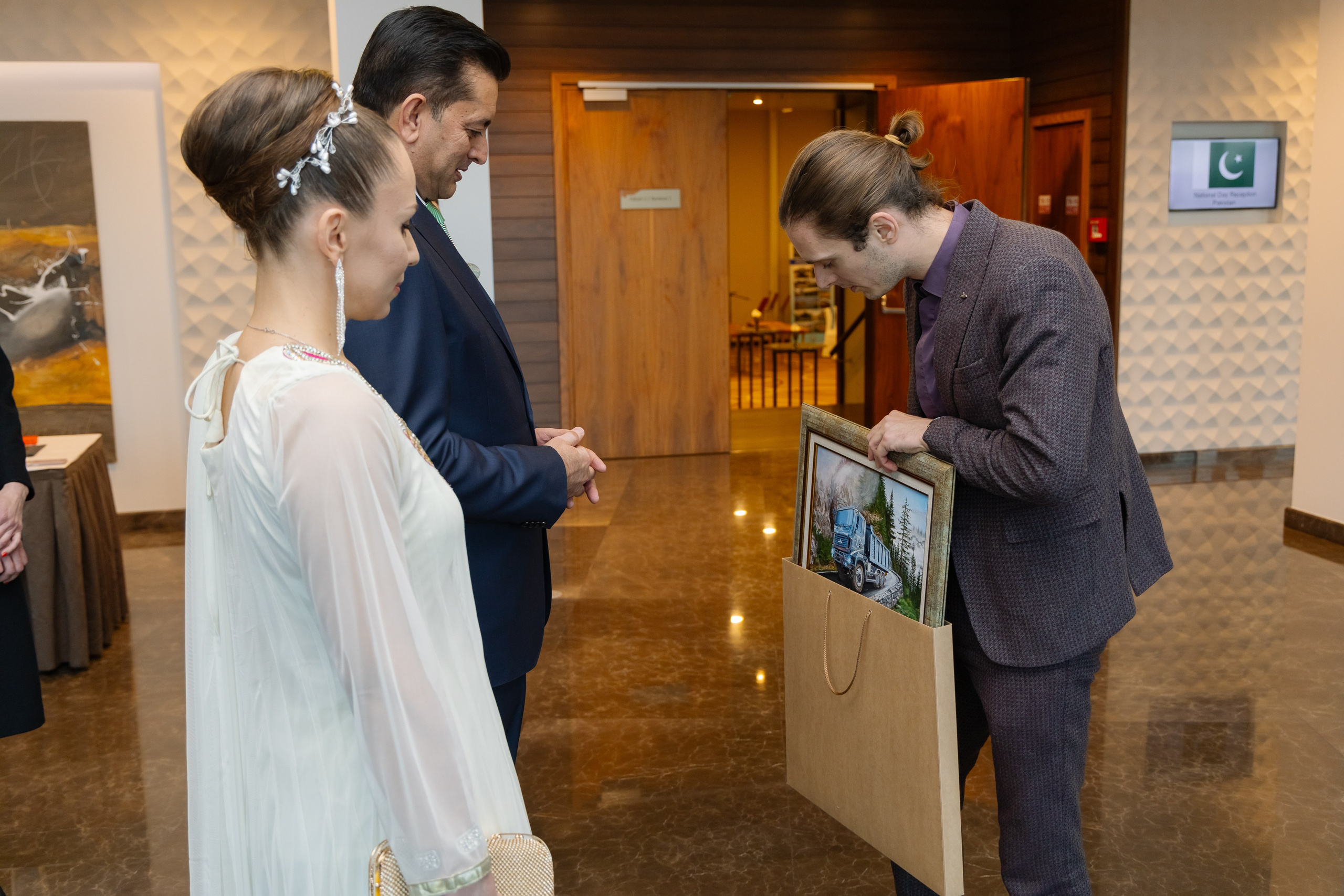 Фотосъемка делегации Пакистана в Беларуси в отеле Марриотт. Свадебный фотограф в Минске/Беларуси Сергей Спиридонов