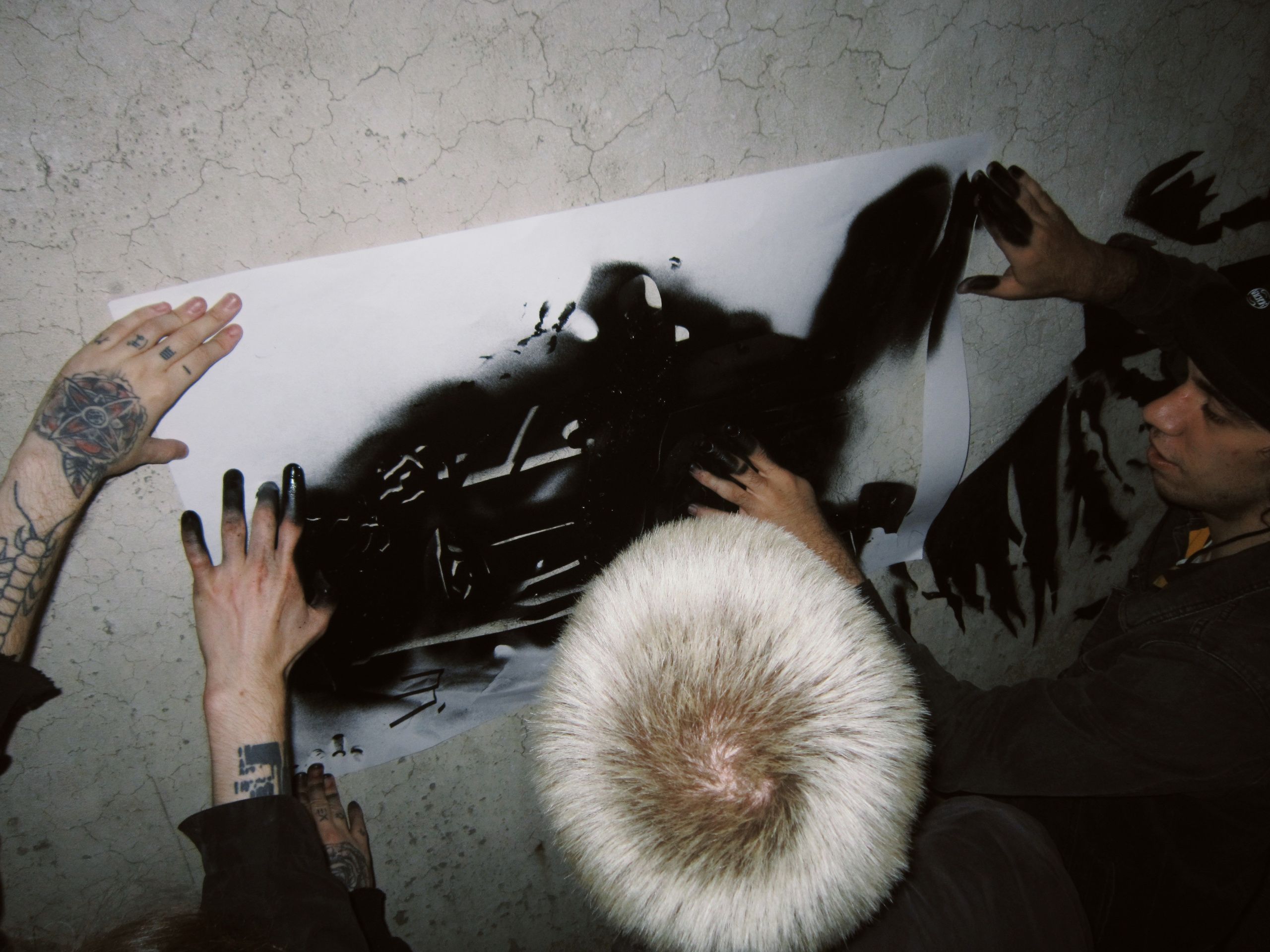 Процесс граффити. Концертный и портретный фотограф в Москве Соня Спросонья