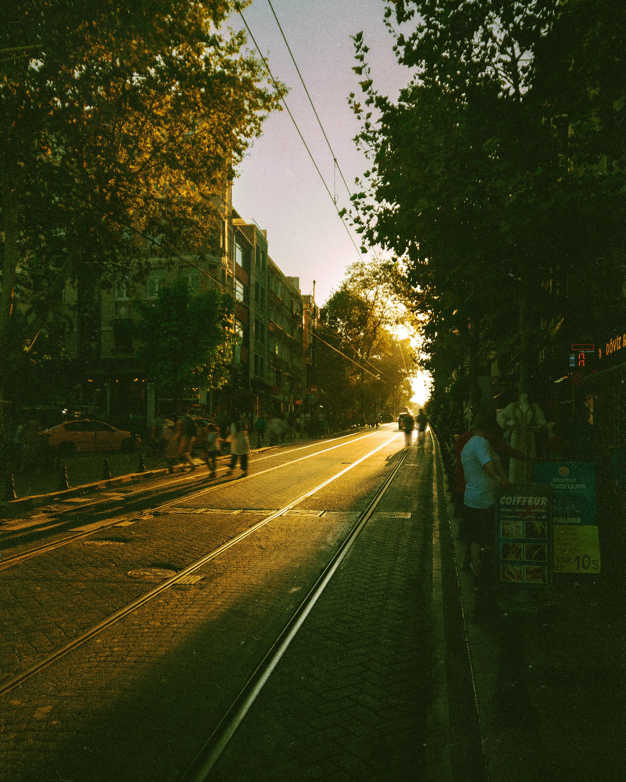 C i t i e s. Your photographer