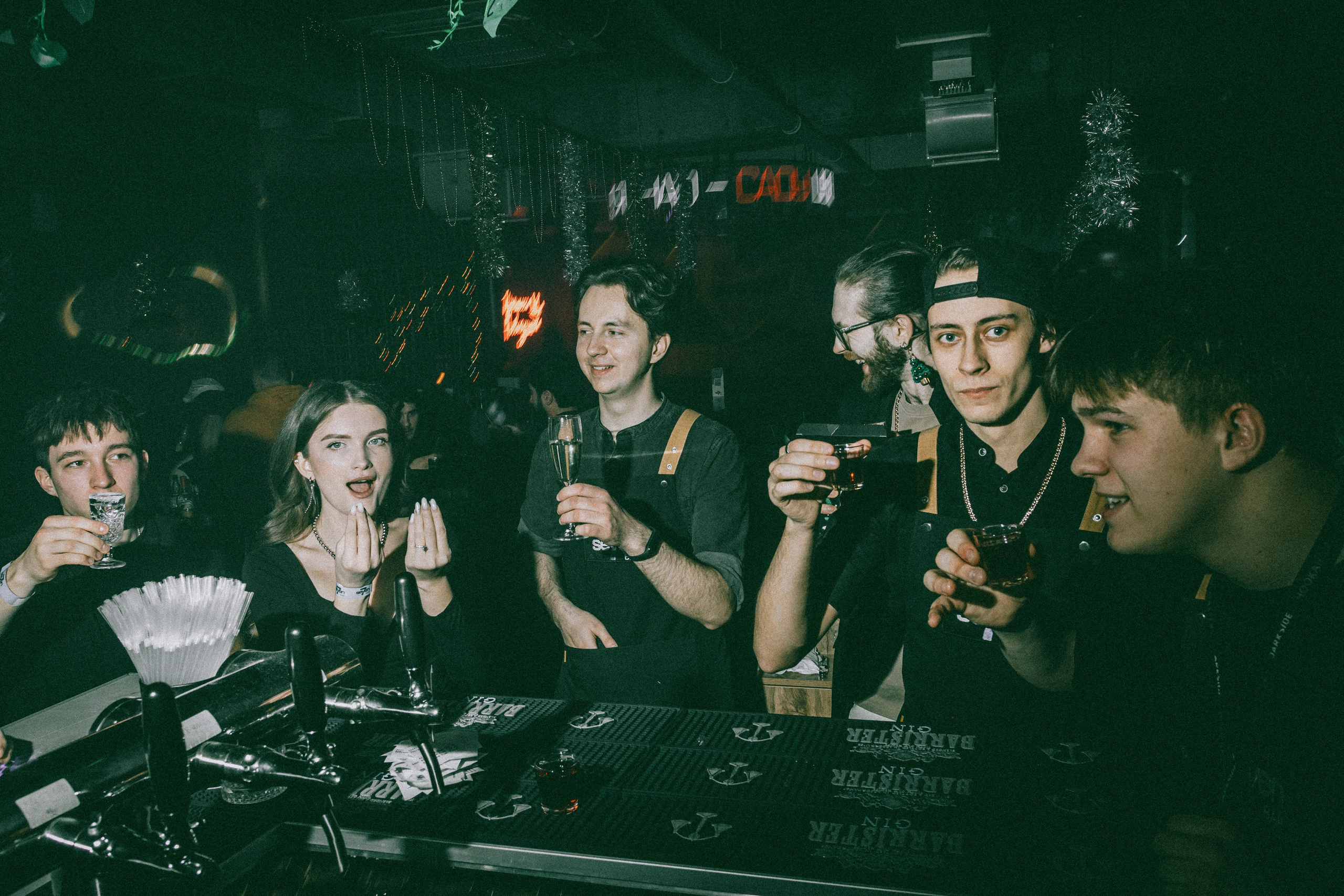 SEVEN bar — New Year