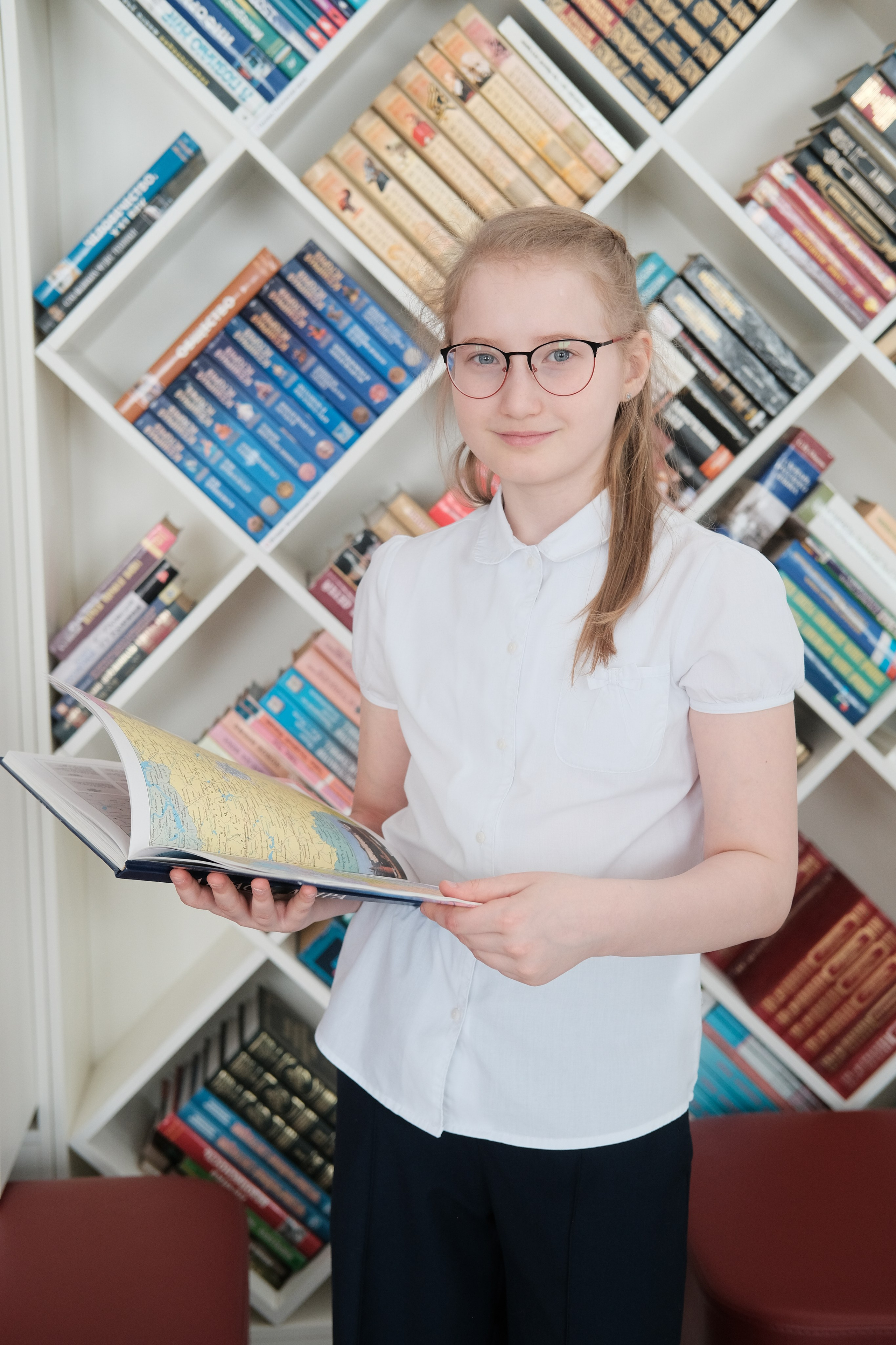 4 класс. Фотограф Елена Дегтярева. Семейная, детская и школьная фотография в Тюмени. Яркие и живые снимки, которые сохранят историю вашей семьи