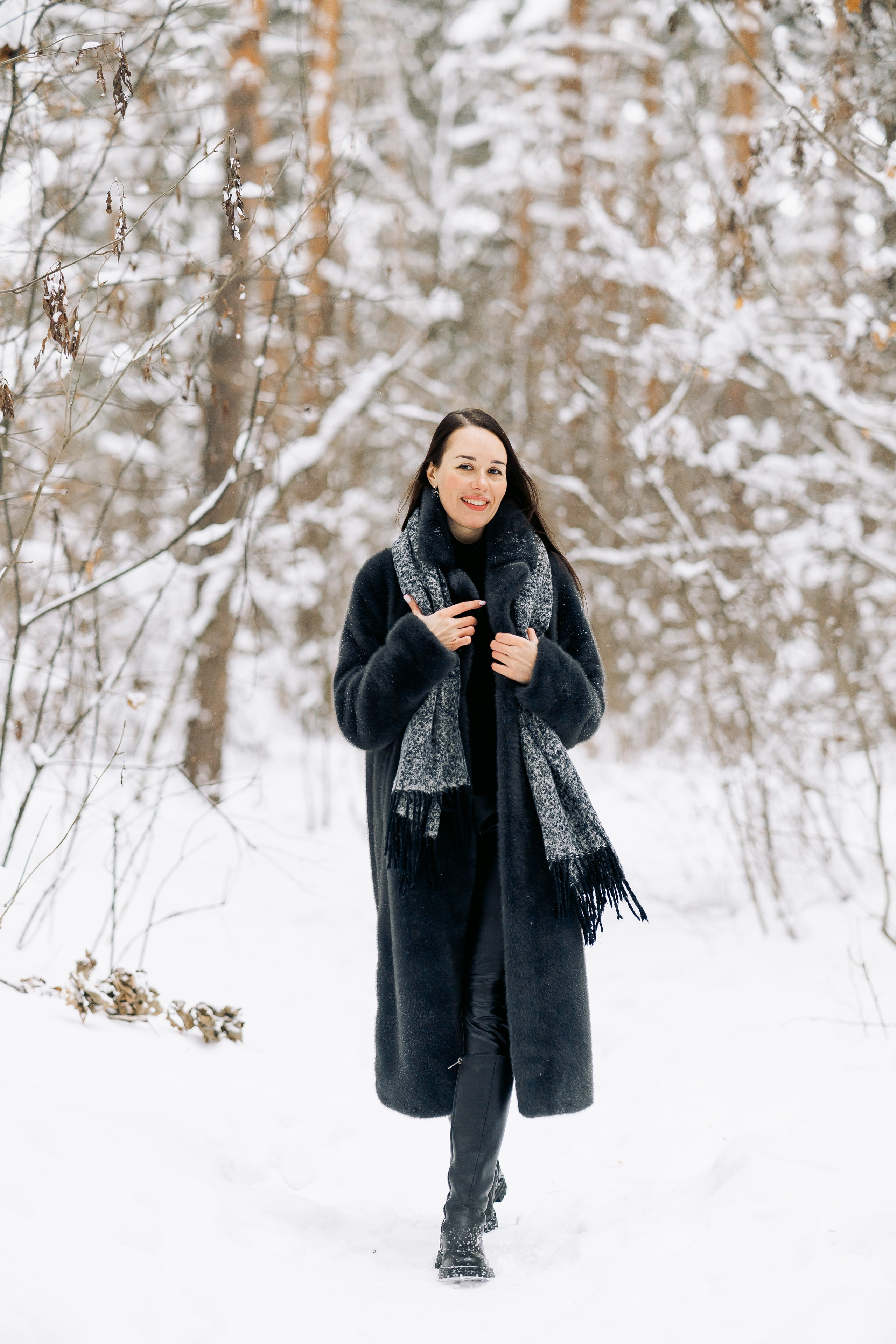 Женский портрет в лесу. Семейный Фотограф в Москве Евгения Симоненко