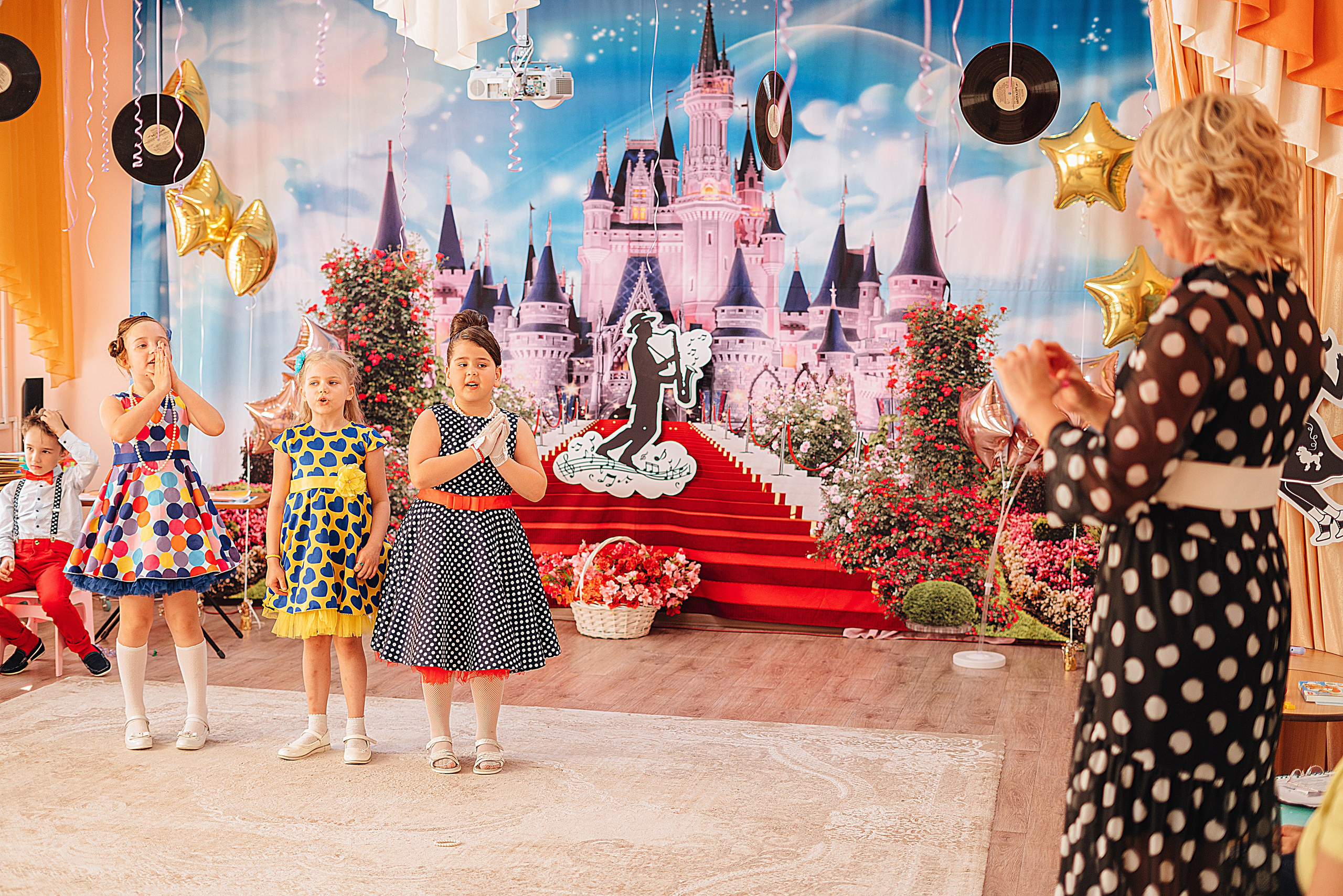 Фотосъёмка выпускного. Школьный фотограф в Челябинске. Выпускные фотоальбомы