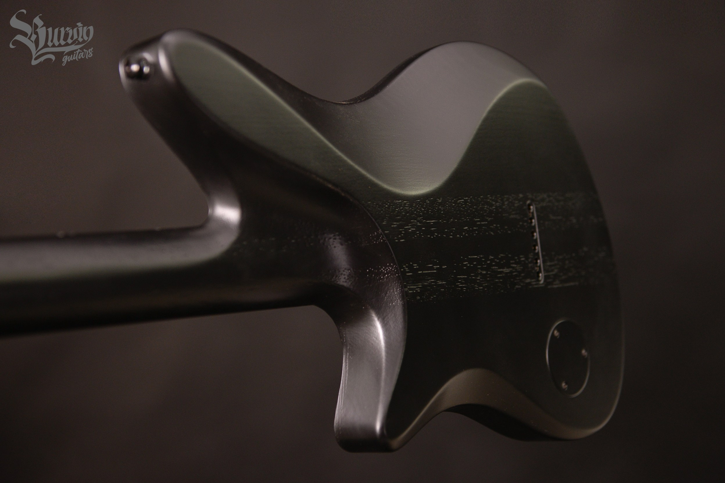 035 YAGA. Master of making guitars and basses to order