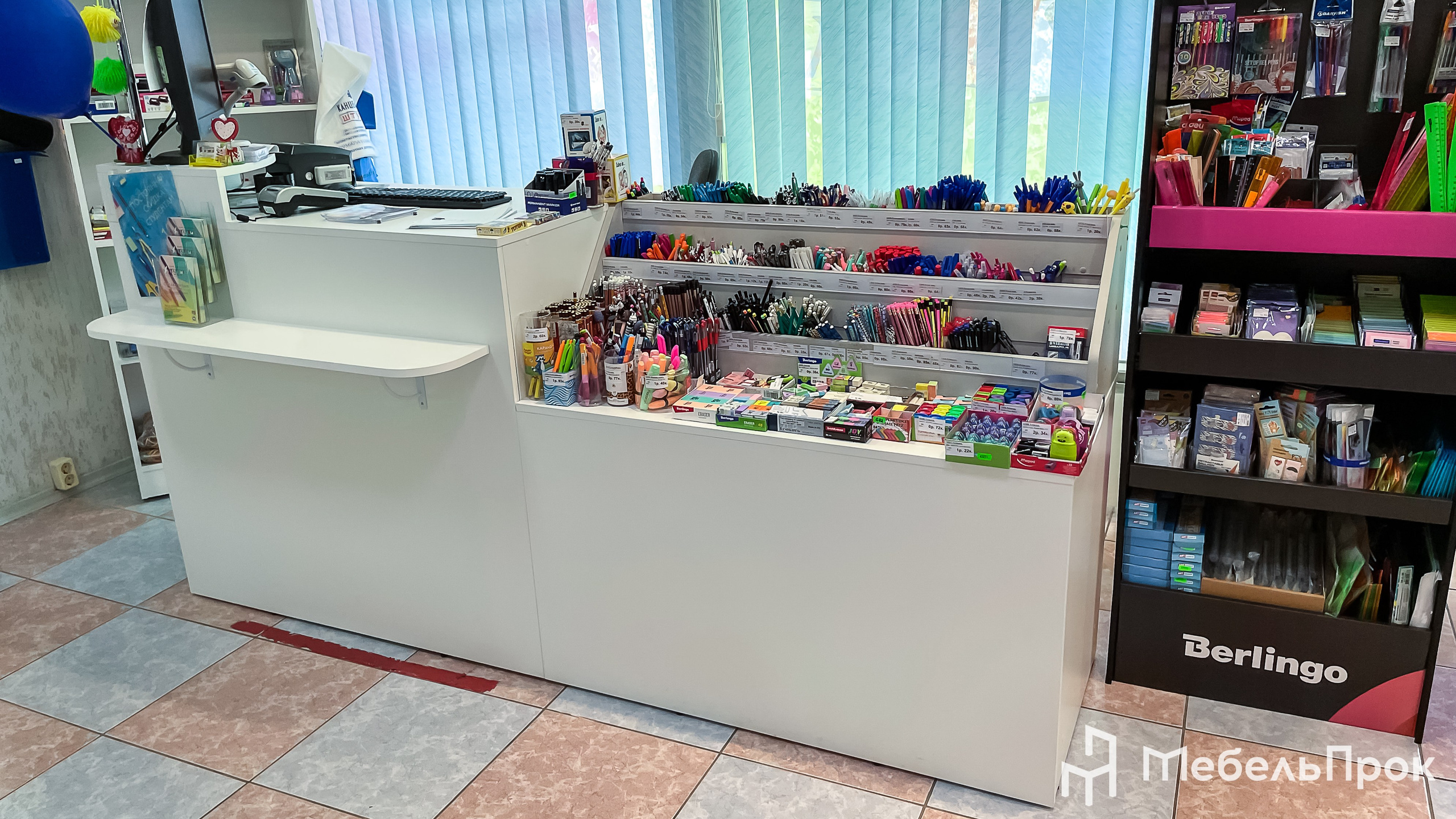 Мебель для торговых объектов. Главная