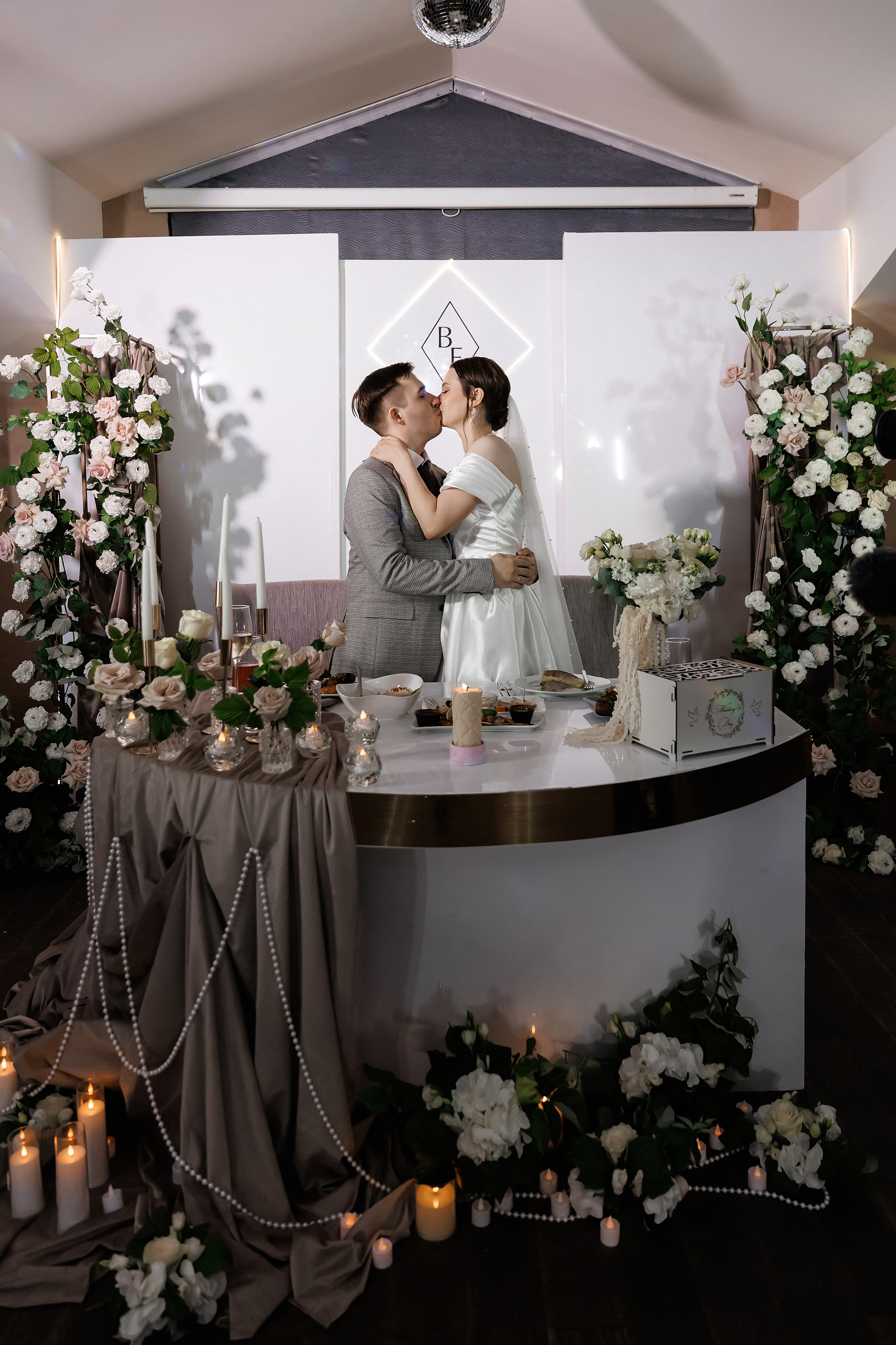 Екатерина и Владислав. Свадебный фотограф в Пскове и Санкт-Петербурге | Анна Голикова