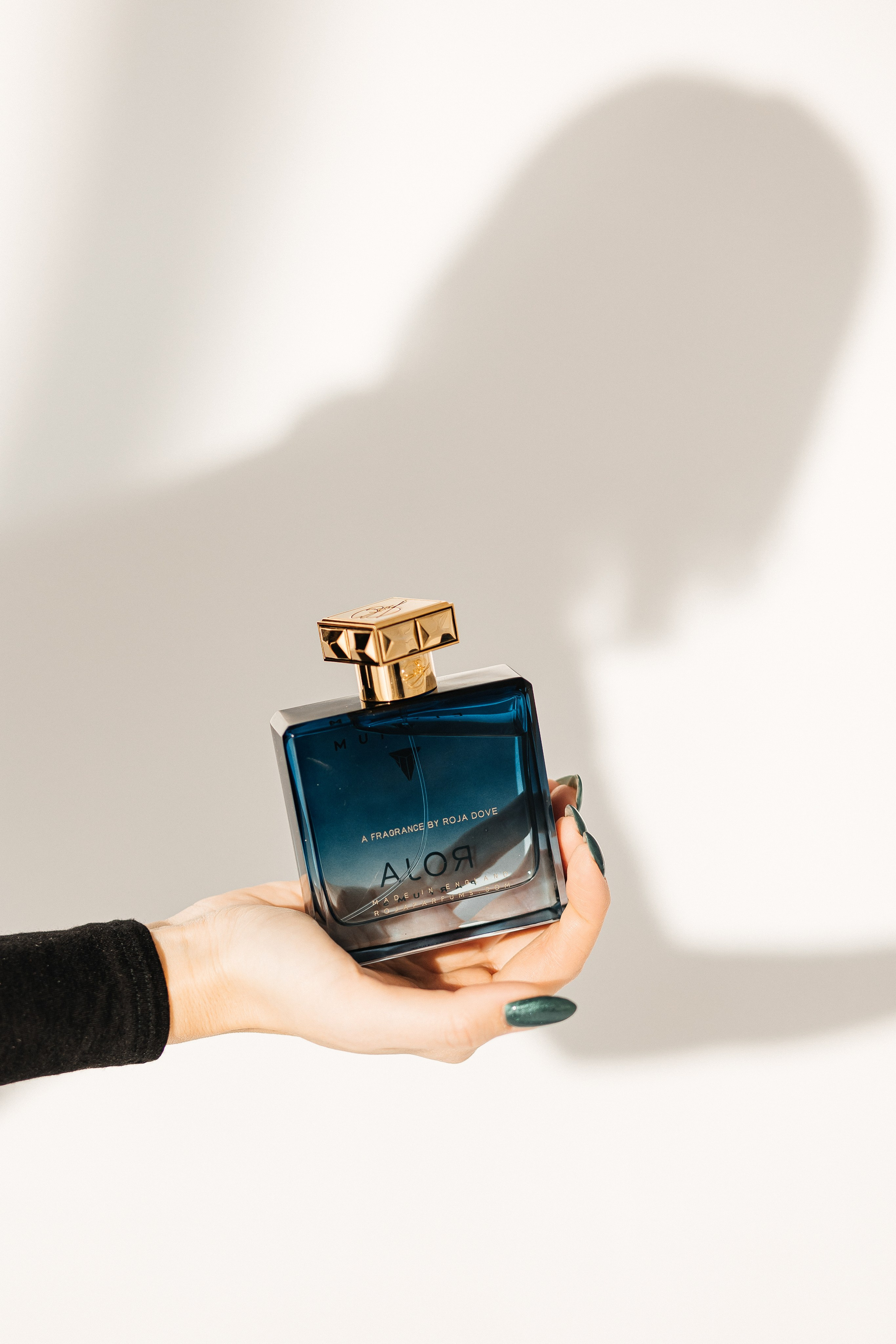 Парфюм. Фотограф Елена Краснопевцева