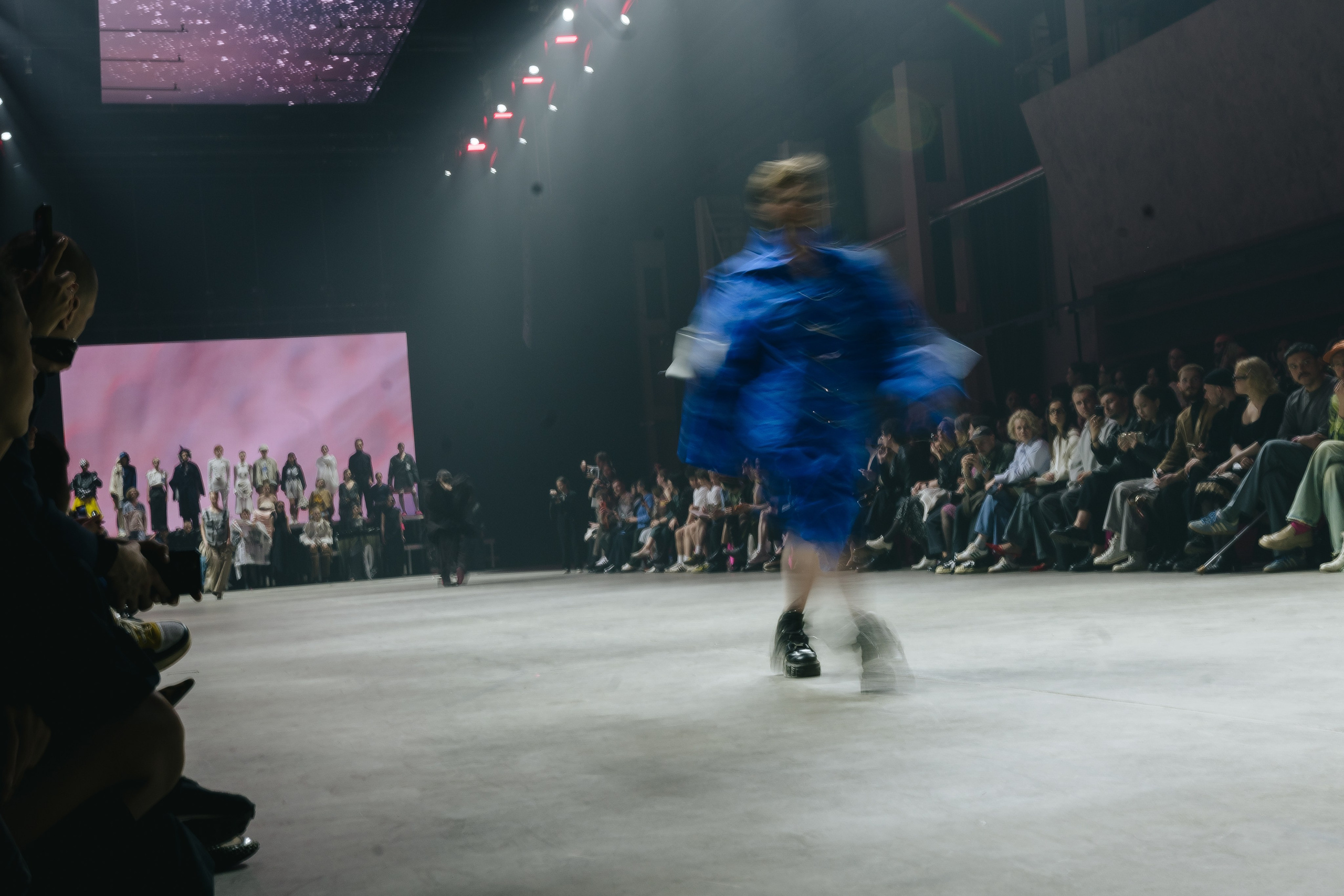 Самокат x HSE DESIGN: Главные переменные. Даниил Сергеев: репортажный фотограф